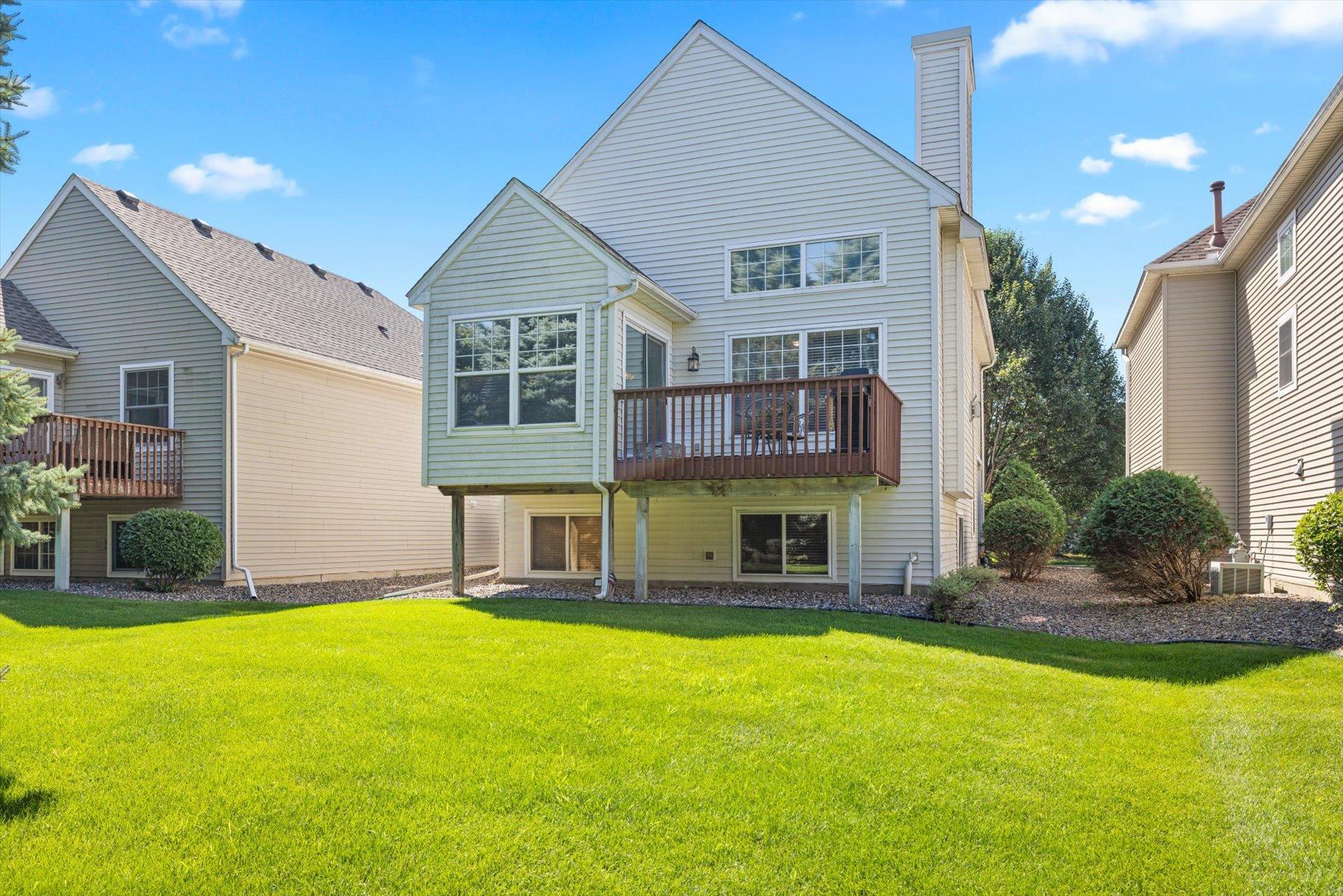 View of Residential at 10154 Country Club Curve, Woodbury MN 55129, Woodbury (14 of 23) - Mike Wilen | Minnesota Team Real Estate