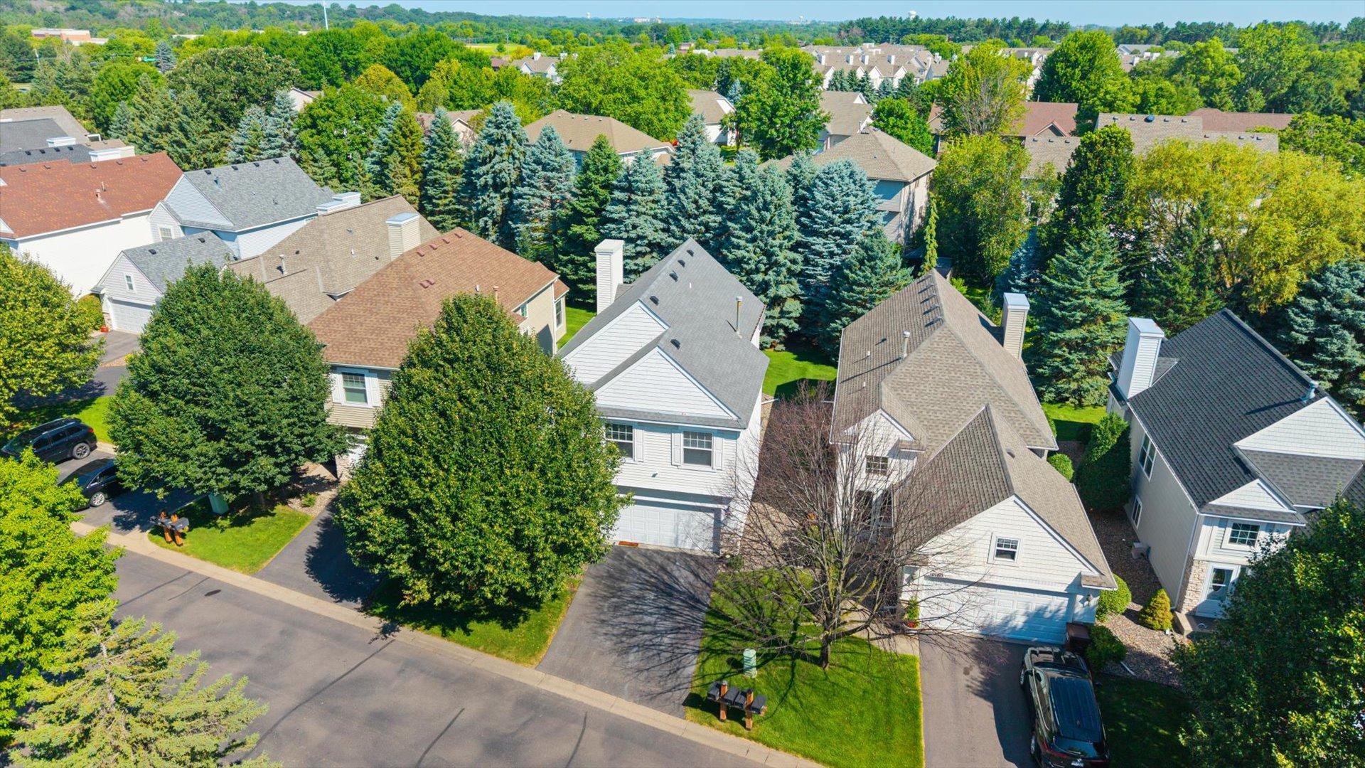 View of Residential at 10154 Country Club Curve, Woodbury MN 55129, Woodbury (23 of 23) - Mike Wilen | Minnesota Team Real Estate