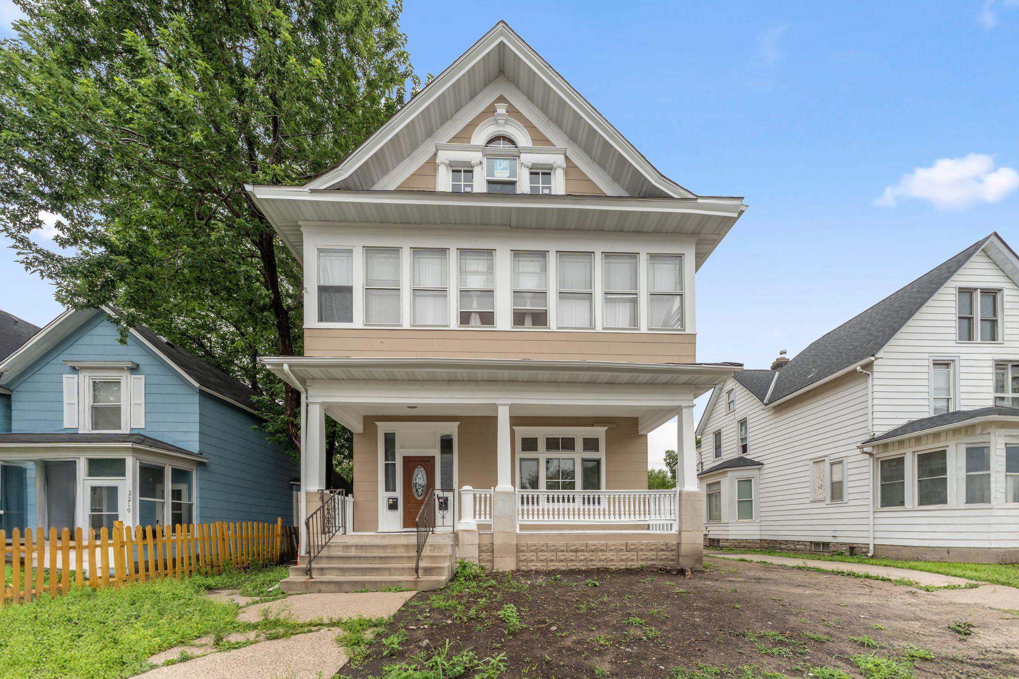 View of Residential Income at 2221 Bloomington Avenue, Minneapolis MN 55404, Minneapolis (3 of 31) - Mike Wilen | Minnesota Team Real Estate