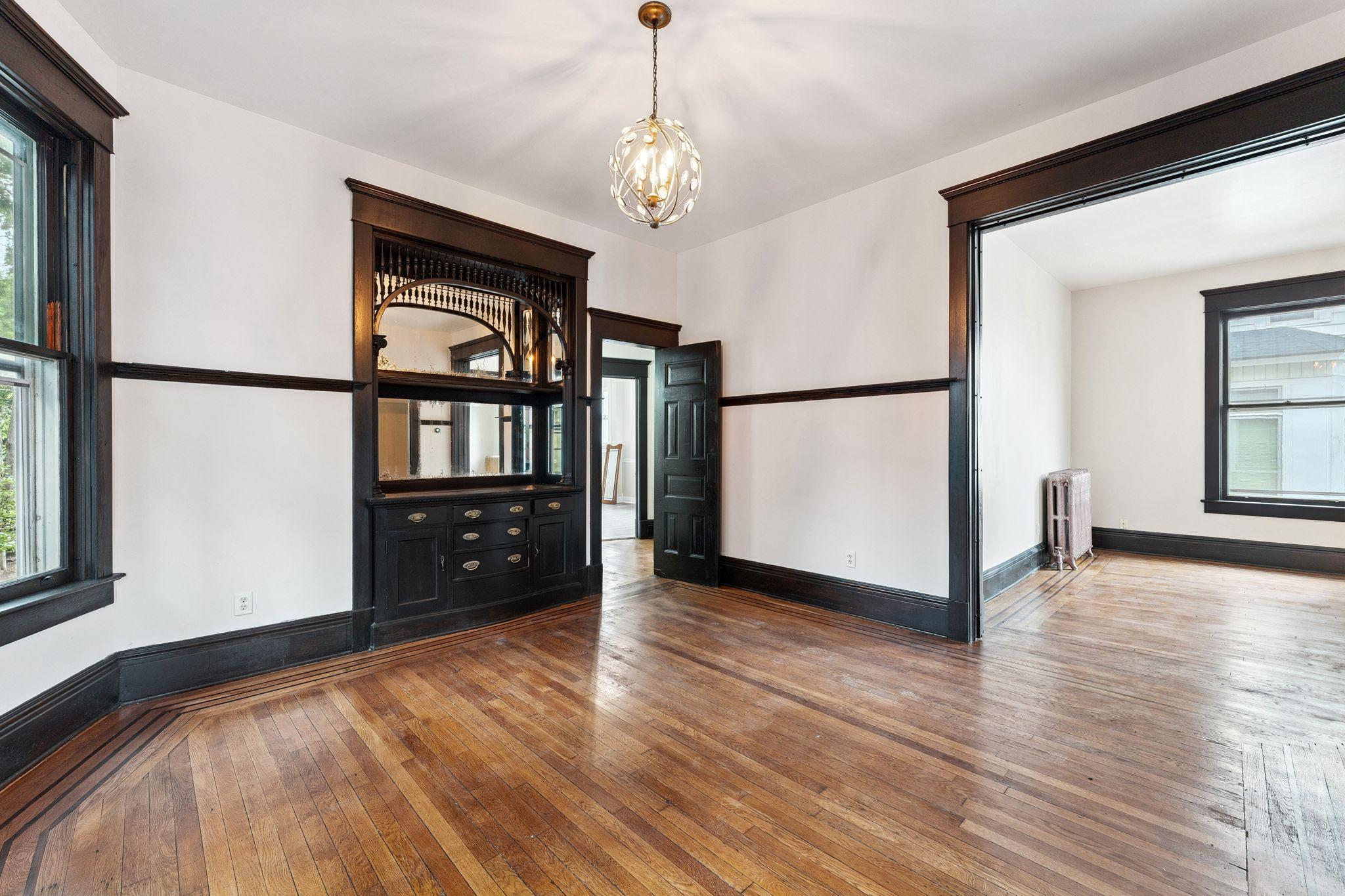 View of Residential Income at 2221 Bloomington Avenue, Minneapolis MN 55404, Minneapolis (18 of 31) - Mike Wilen | Minnesota Team Real Estate