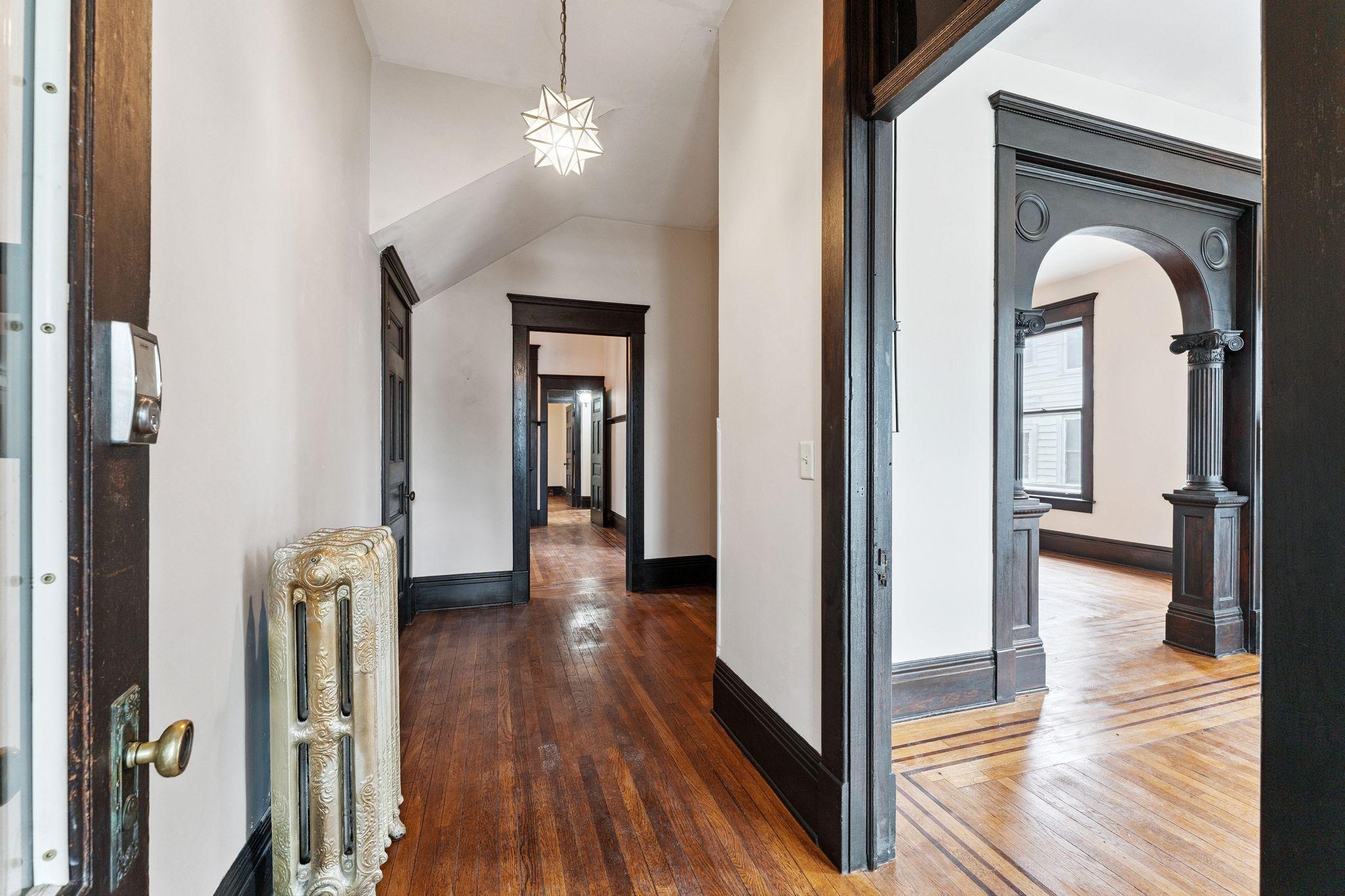 View of Residential Income at 2221 Bloomington Avenue, Minneapolis MN 55404, Minneapolis (7 of 31) - Mike Wilen | Minnesota Team Real Estate