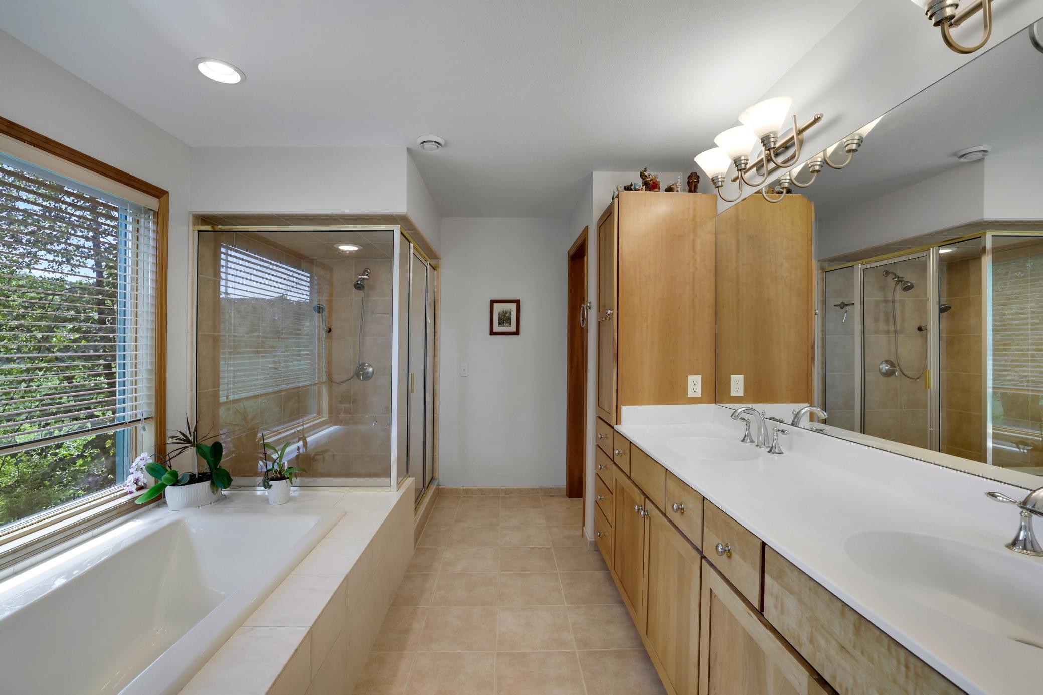 View of Residential at 502 Shoreline Drive, Wayzata MN 55391, Wayzata (18 of 33) - Mike Wilen | Minnesota Team Real Estate