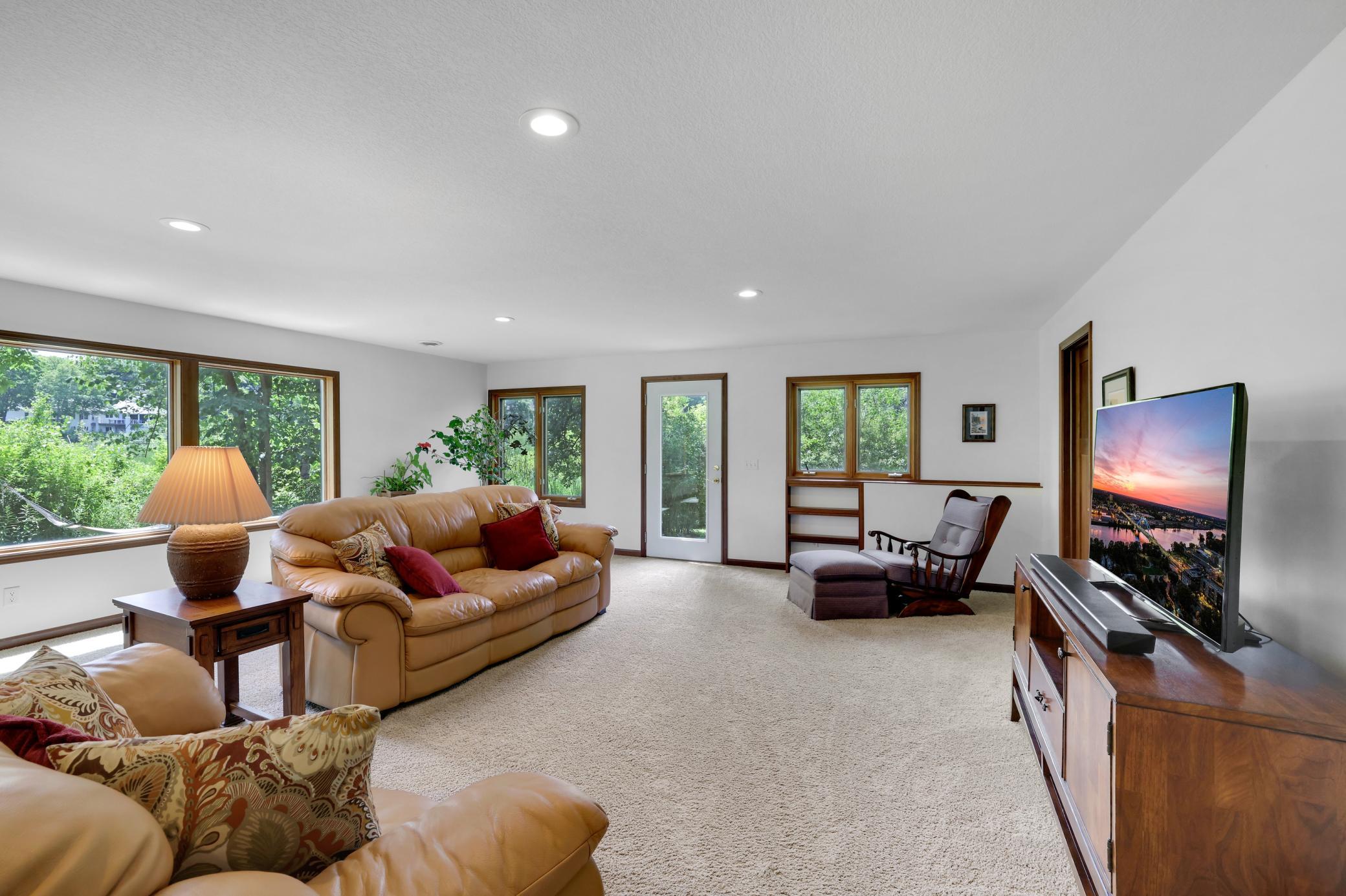 View of Residential at 502 Shoreline Drive, Wayzata MN 55391, Wayzata (24 of 33) - Mike Wilen | Minnesota Team Real Estate