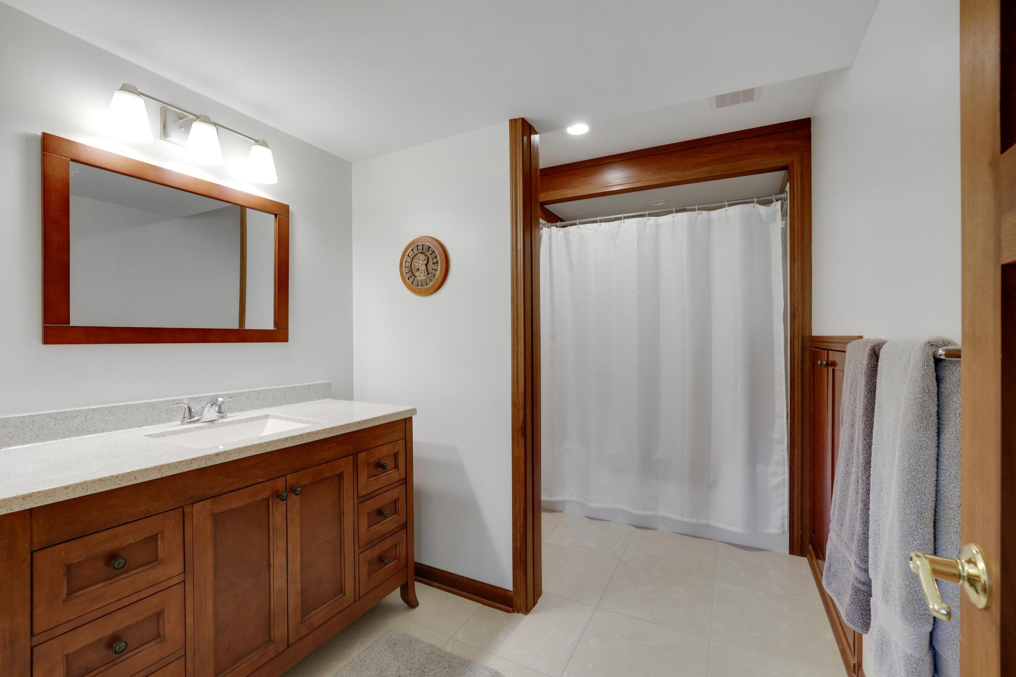 View of Residential at 502 Shoreline Drive, Wayzata MN 55391, Wayzata (27 of 33) - Mike Wilen | Minnesota Team Real Estate