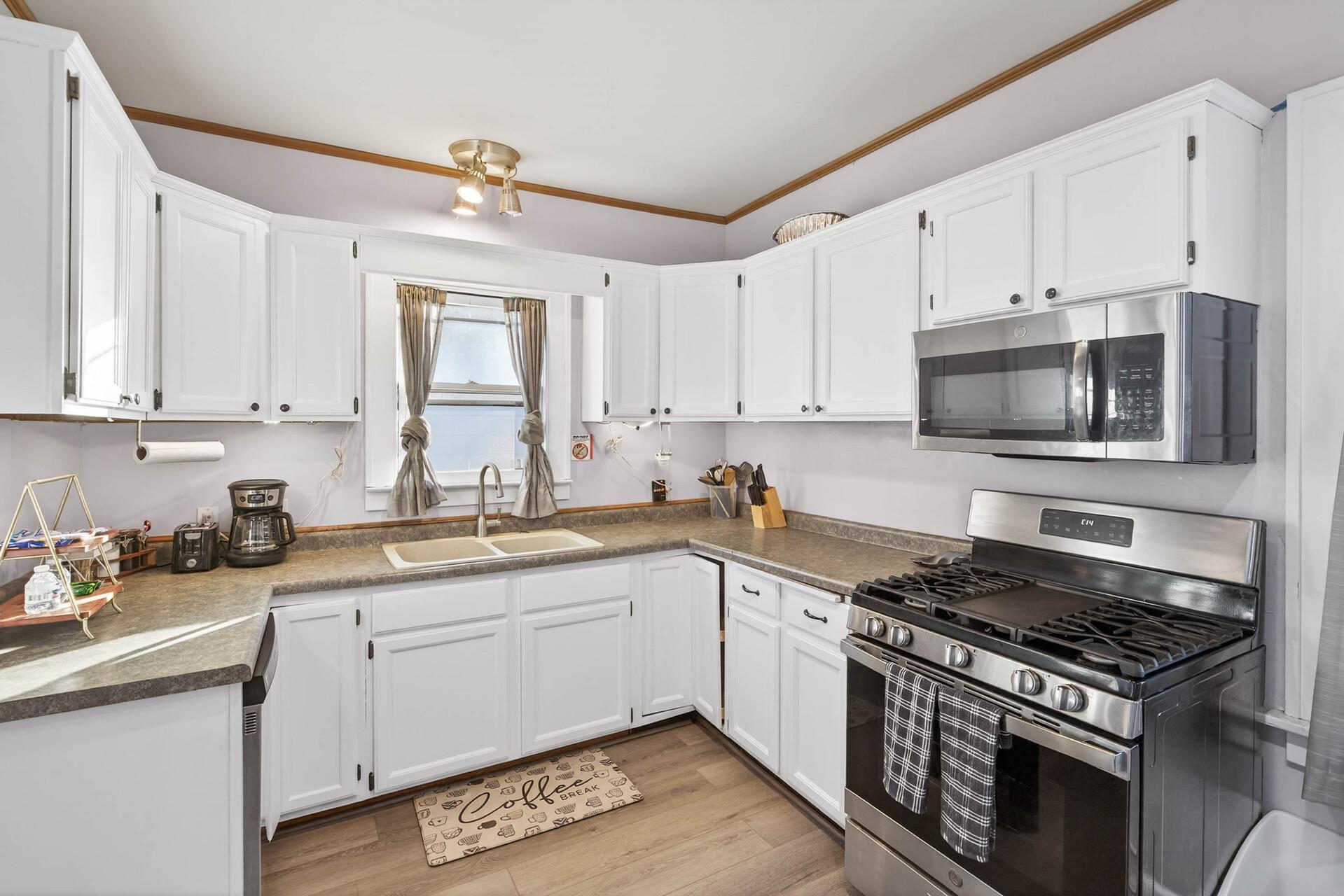 View of Residential at 2206 Polk Street, Minneapolis MN 55418, Minneapolis (13 of 41) - Mike Wilen | Minnesota Team Real Estate