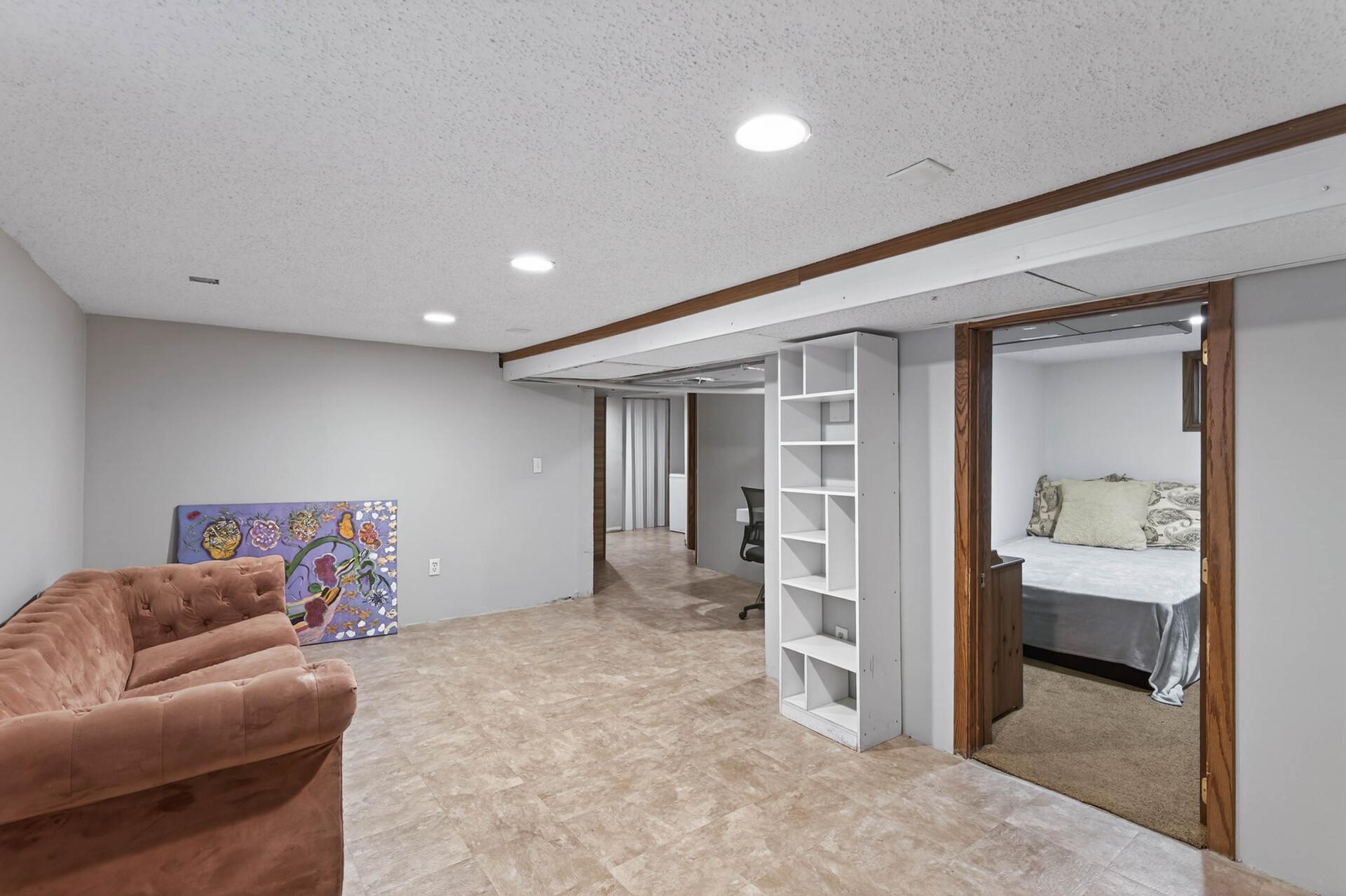 View of Residential at 2206 Polk Street, Minneapolis MN 55418, Minneapolis (30 of 41) - Mike Wilen | Minnesota Team Real Estate