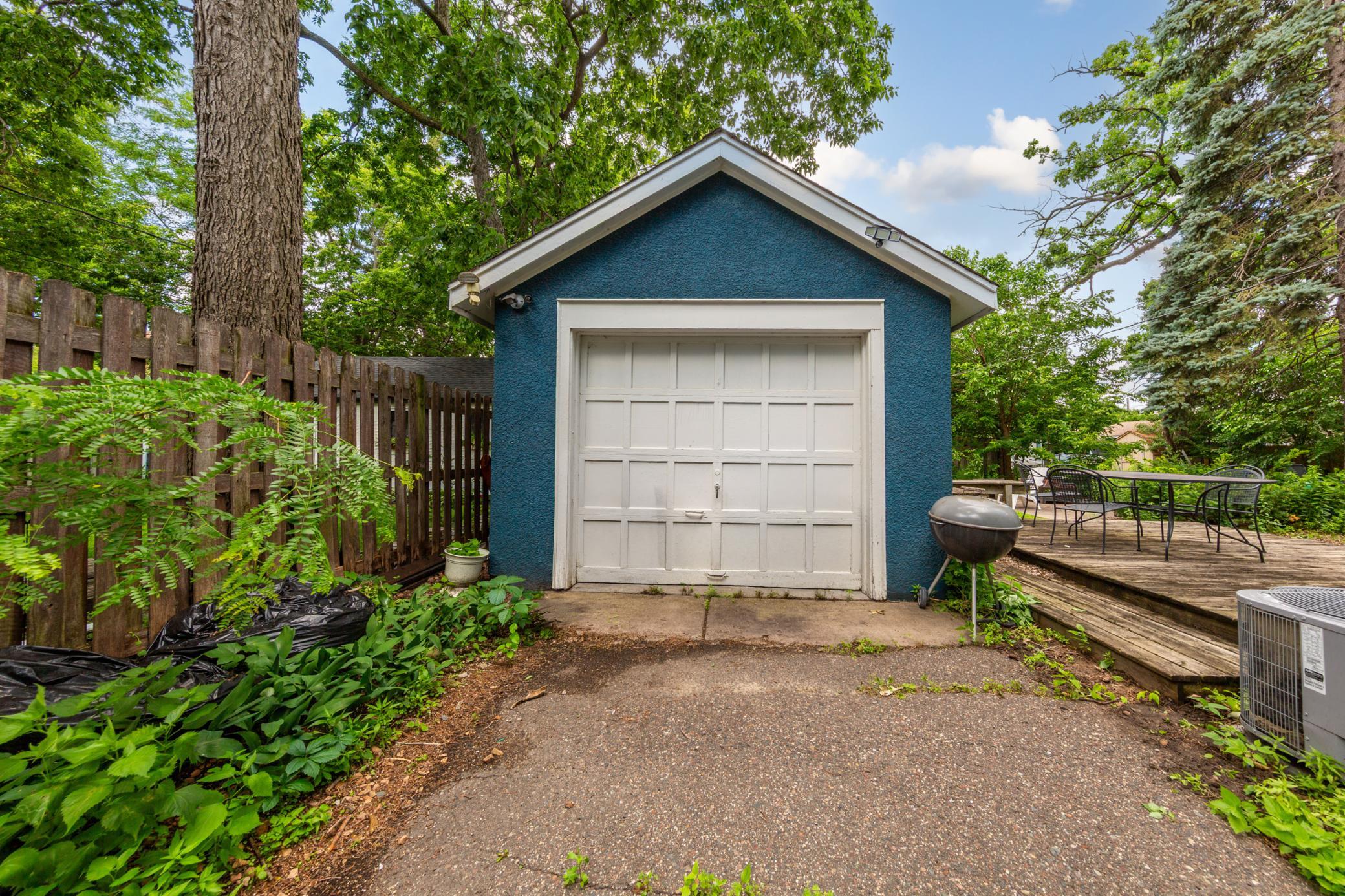 View of Residential at 2206 Polk Street, Minneapolis MN 55418, Minneapolis (39 of 41) - Mike Wilen | Minnesota Team Real Estate