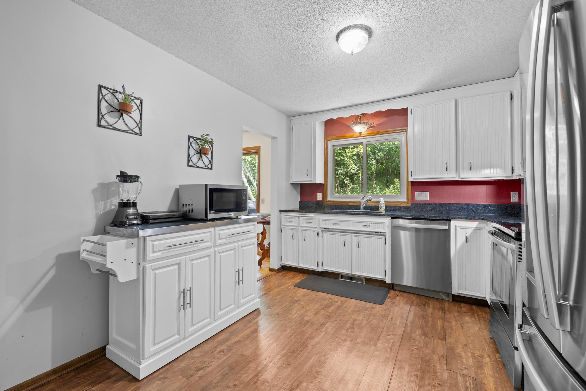 View of Residential at 4115 Williston Road, Minnetonka MN 55345, Minnetonka (14 of 51) - Mike Wilen | Minnesota Team Real Estate