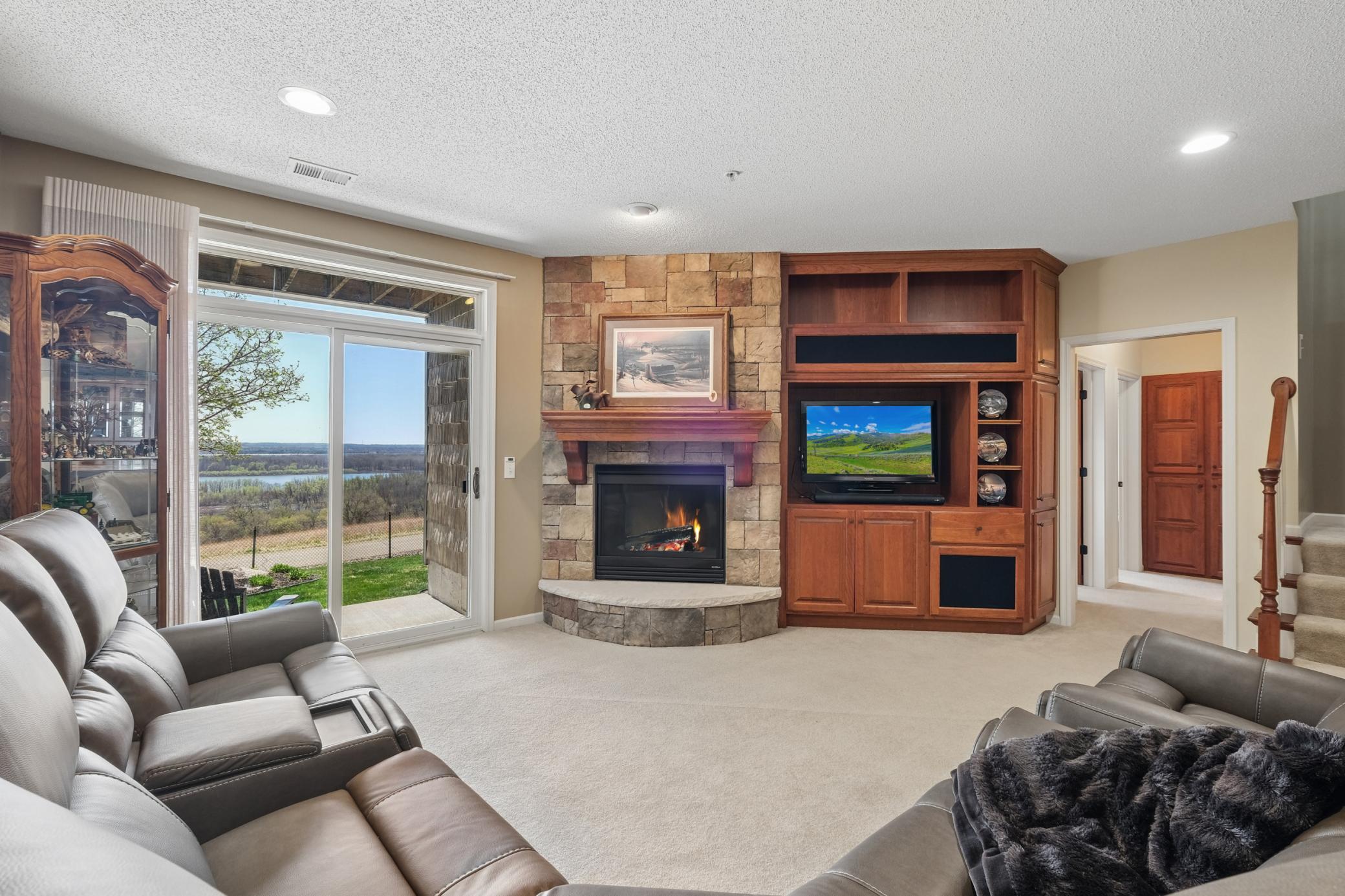View of Residential at 10100 Indigo Drive, Eden Prairie MN 55347, Eden Prairie (24 of 44) - Mike Wilen | Minnesota Team Real Estate