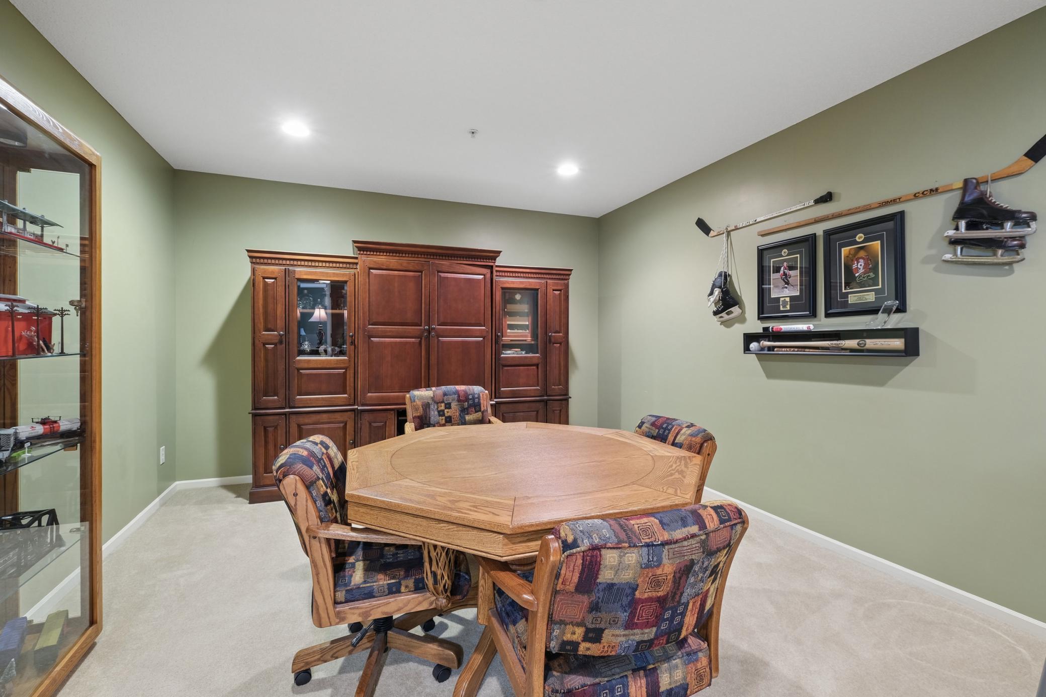 View of Residential at 10100 Indigo Drive, Eden Prairie MN 55347, Eden Prairie (28 of 44) - Mike Wilen | Minnesota Team Real Estate