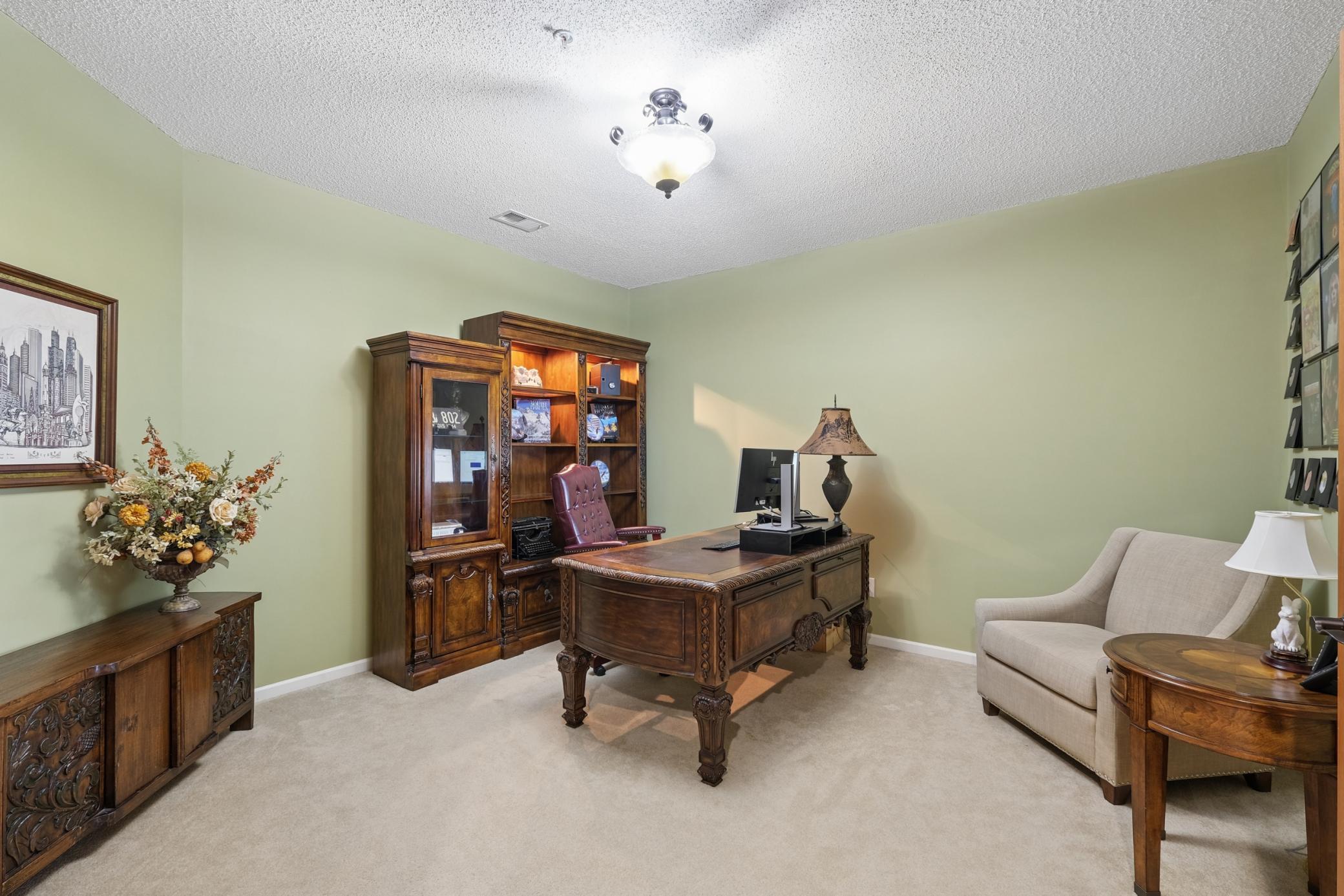 View of Residential at 10100 Indigo Drive, Eden Prairie MN 55347, Eden Prairie (29 of 44) - Mike Wilen | Minnesota Team Real Estate