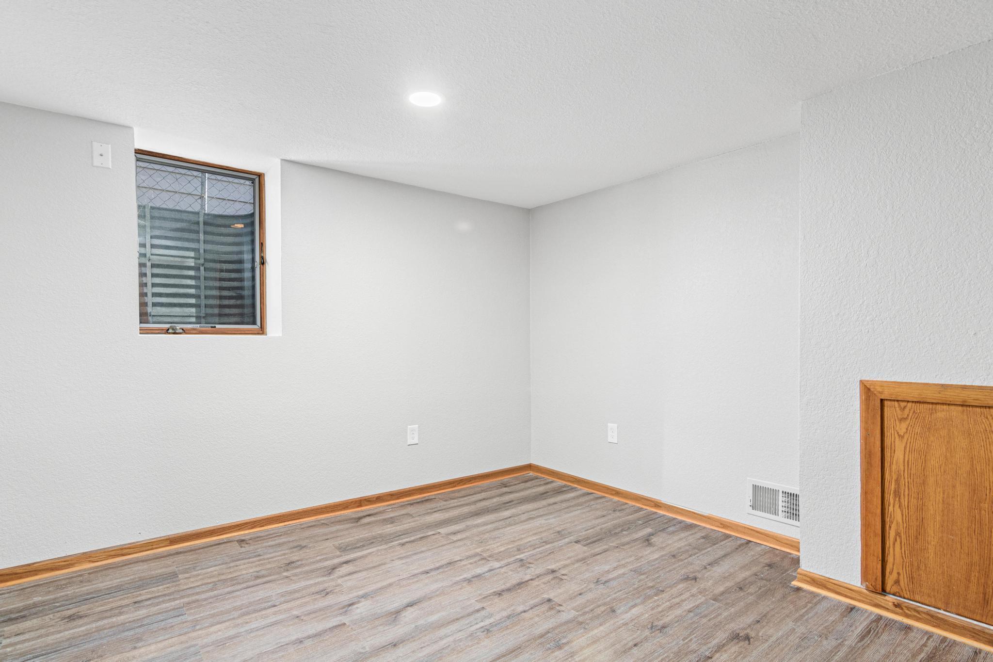 View of Residential at 6524 Minnetonka Boulevard, Saint Louis Park MN 55426, Saint Louis Park (21 of 31) - Mike Wilen | Minnesota Team Real Estate