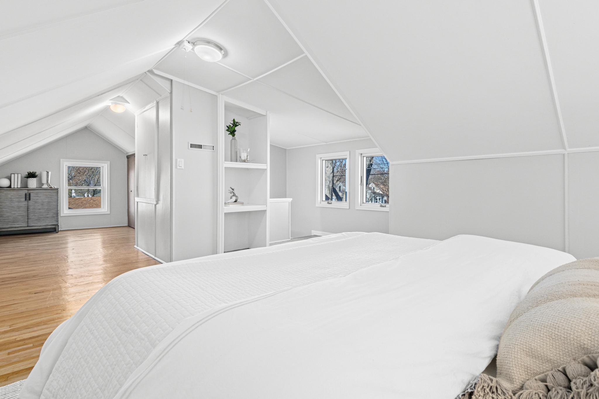 View of Residential at 6524 Minnetonka Boulevard, Saint Louis Park MN 55426, Saint Louis Park (14 of 31) - Mike Wilen | Minnesota Team Real Estate