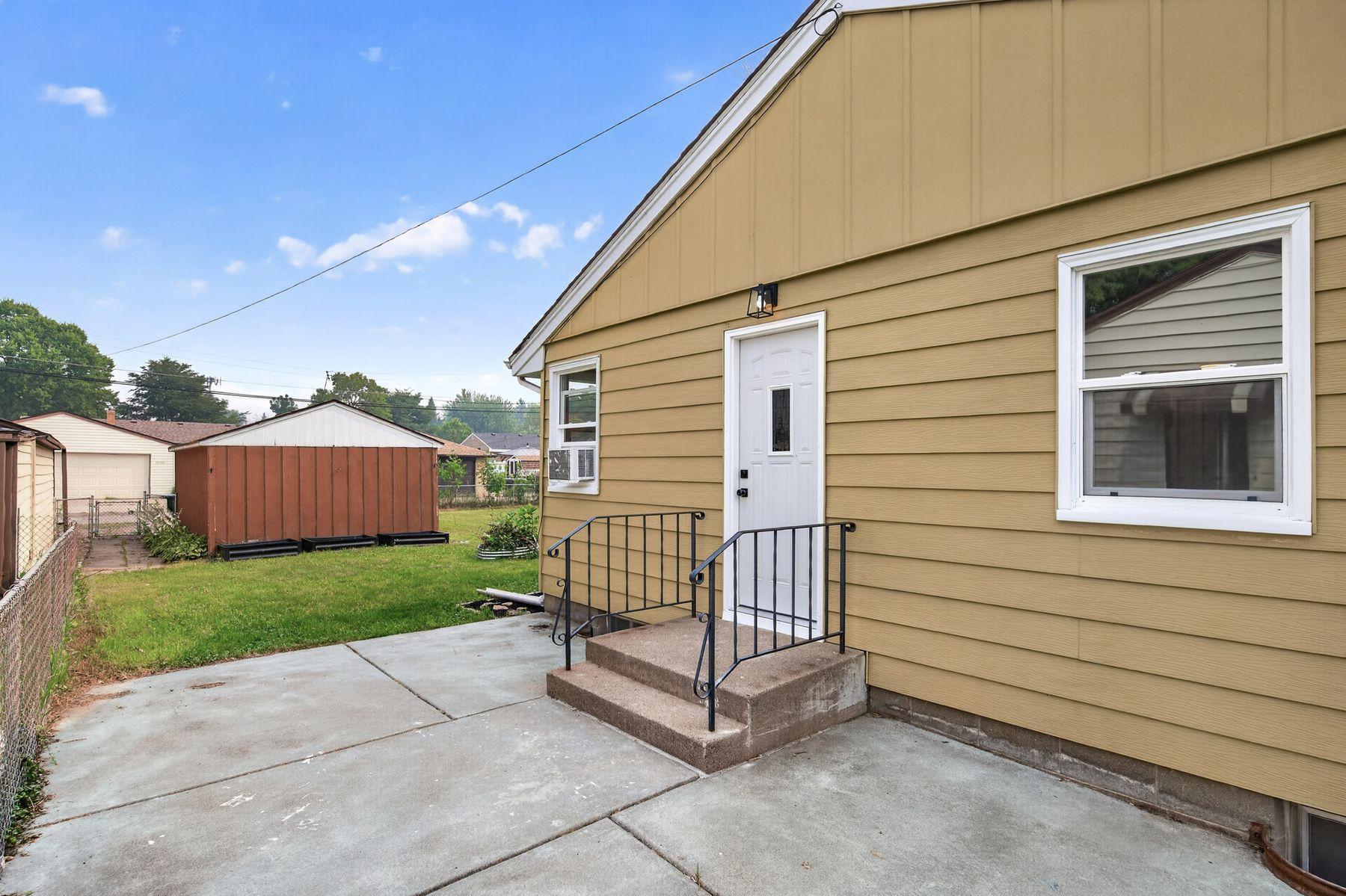 View of Residential at 2231 Maryland Avenue, Saint Paul MN 55119, Saint Paul (31 of 46) - Mike Wilen | Minnesota Team Real Estate