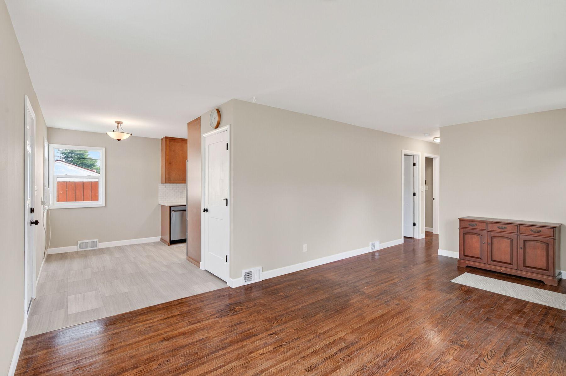 View of Residential at 2231 Maryland Avenue, Saint Paul MN 55119, Saint Paul (8 of 46) - Mike Wilen | Minnesota Team Real Estate