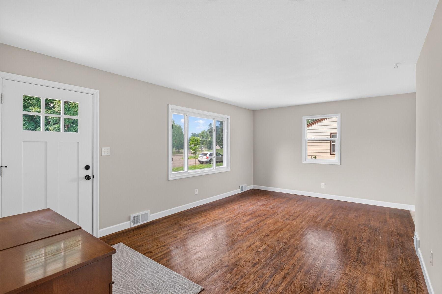 View of Residential at 2231 Maryland Avenue, Saint Paul MN 55119, Saint Paul (7 of 46) - Mike Wilen | Minnesota Team Real Estate