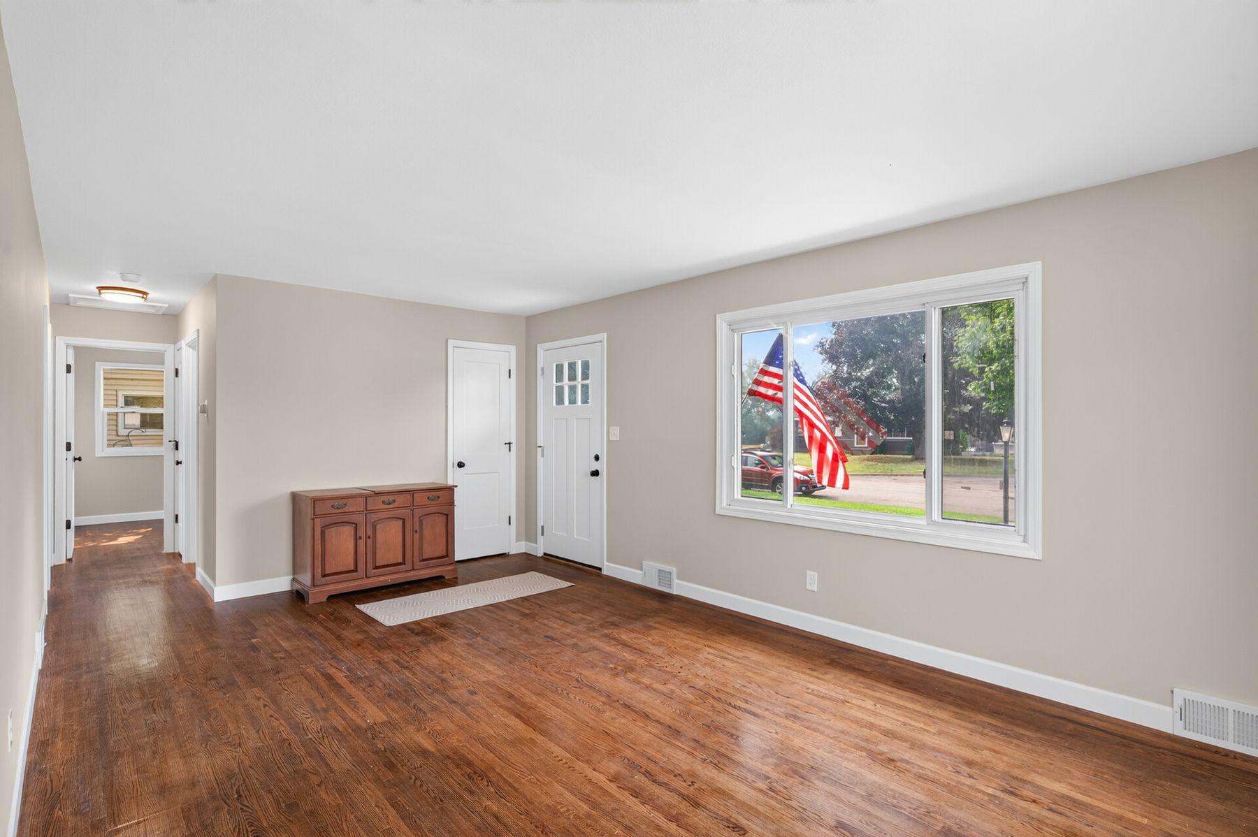 View of Residential at 2231 Maryland Avenue, Saint Paul MN 55119, Saint Paul (6 of 46) - Mike Wilen | Minnesota Team Real Estate