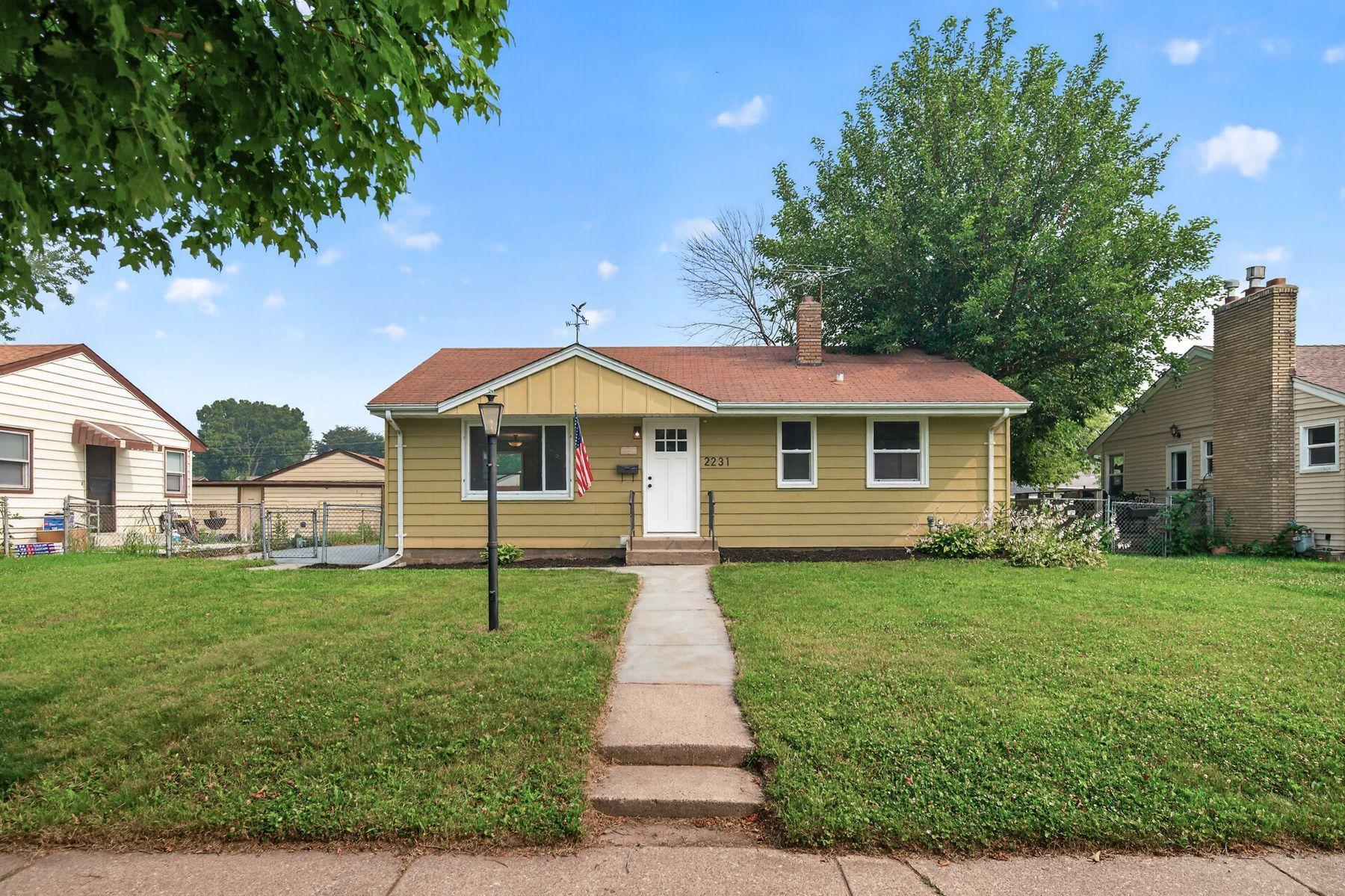 View of Residential at 2231 Maryland Avenue, Saint Paul MN 55119, Saint Paul (3 of 46) - Mike Wilen | Minnesota Team Real Estate
