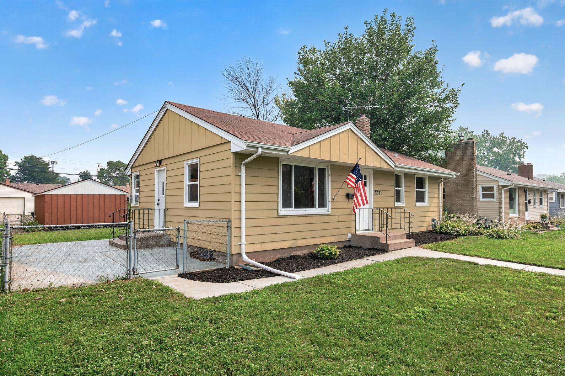 View of Residential at 2231 Maryland Avenue, Saint Paul MN 55119, Saint Paul (2 of 46) - Mike Wilen | Minnesota Team Real Estate