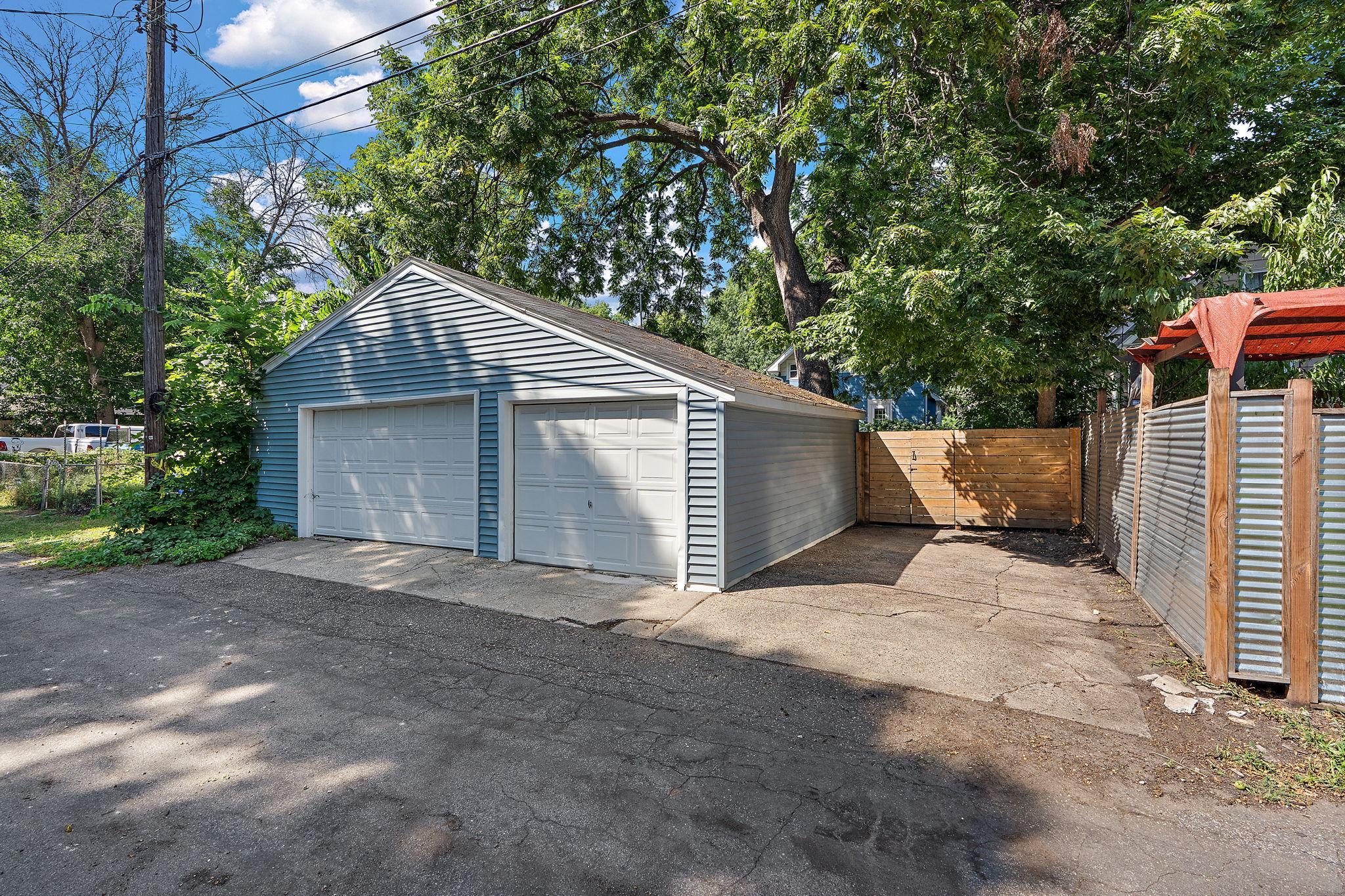 View of Residential at 1086 Pleasant Avenue, Saint Paul MN 55102, Saint Paul (11 of 32) - Mike Wilen | Minnesota Team Real Estate