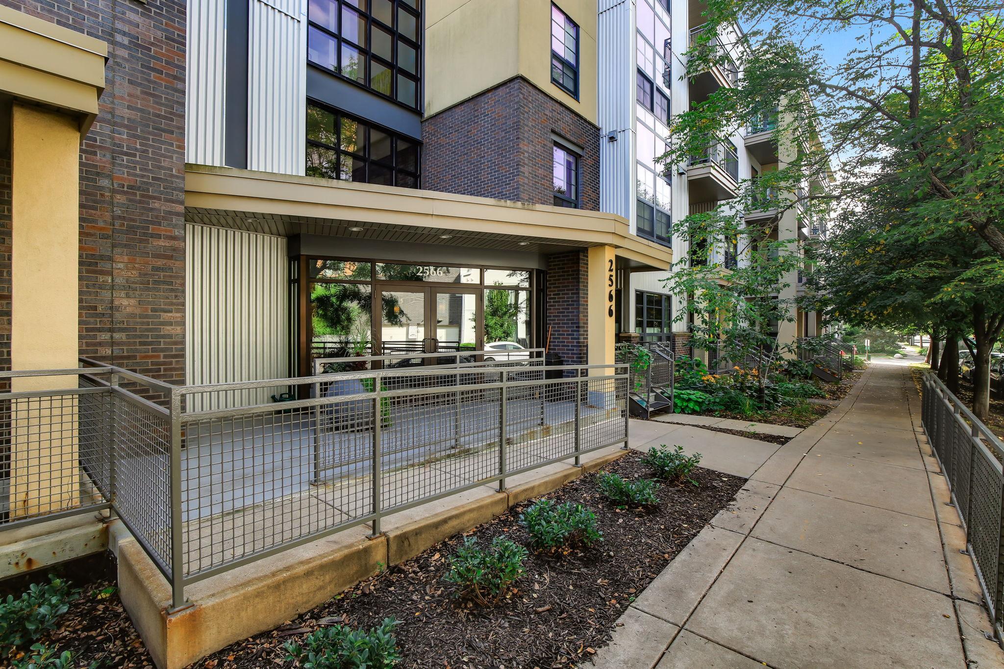 View of Residential at 2566 Ellis Avenue #303, Saint Paul MN 55114, Saint Paul (2 of 30) - Mike Wilen | Minnesota Team Real Estate
