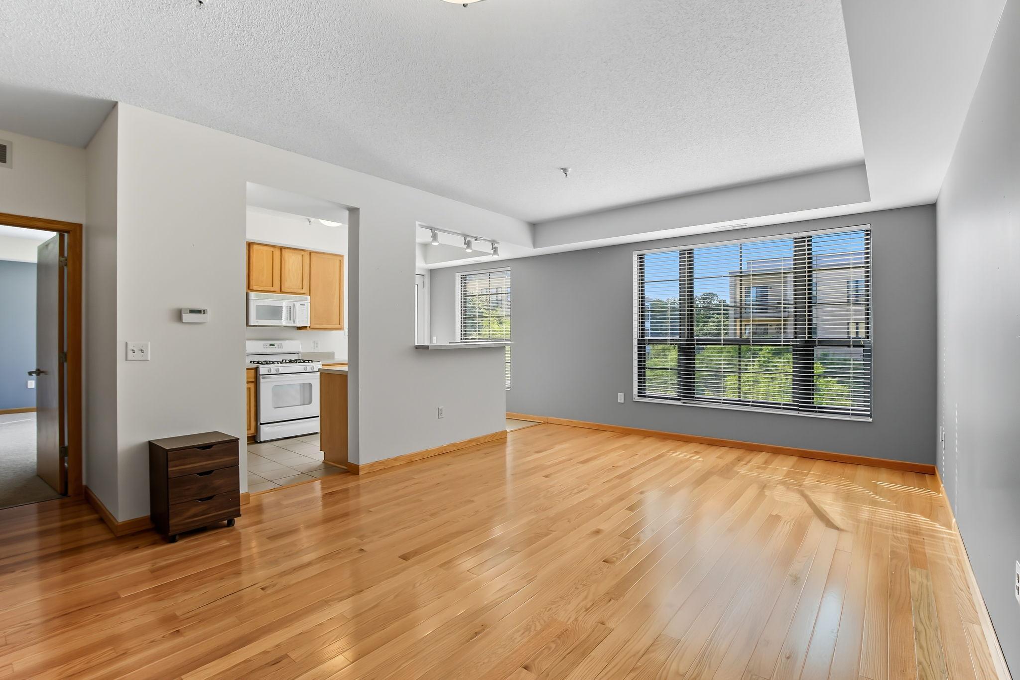 View of Residential at 2566 Ellis Avenue #303, Saint Paul MN 55114, Saint Paul (3 of 30) - Mike Wilen | Minnesota Team Real Estate