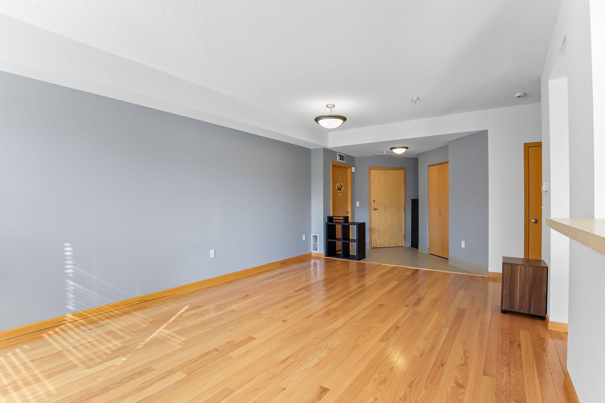 View of Residential at 2566 Ellis Avenue #303, Saint Paul MN 55114, Saint Paul (6 of 30) - Mike Wilen | Minnesota Team Real Estate