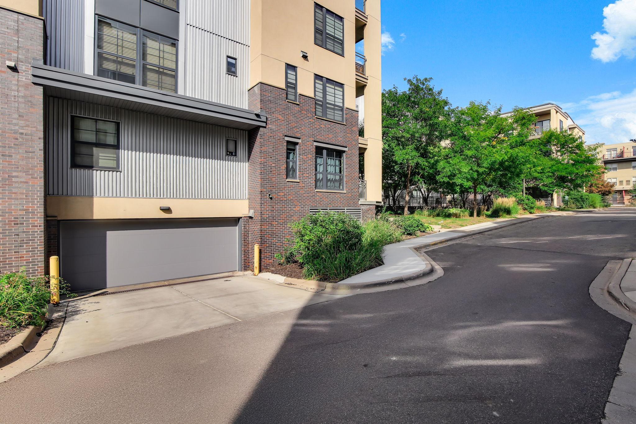 View of Residential at 2566 Ellis Avenue #303, Saint Paul MN 55114, Saint Paul (28 of 30) - Mike Wilen | Minnesota Team Real Estate