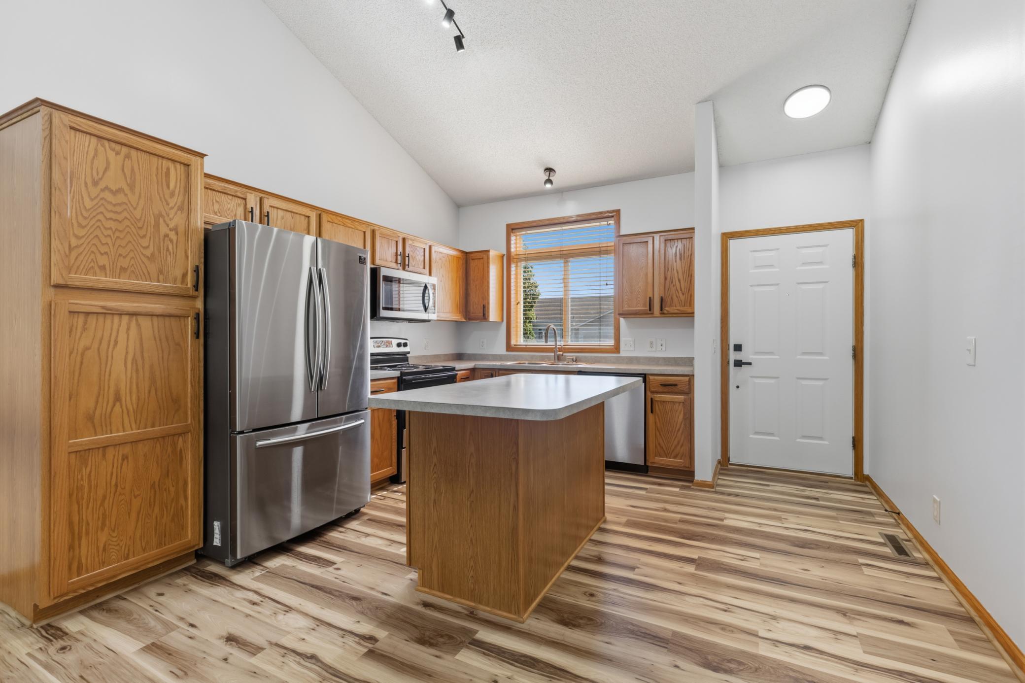 View of Residential at 1523 Balinese Street, Shakopee MN 55379, Shakopee (7 of 33) - Mike Wilen | Minnesota Team Real Estate