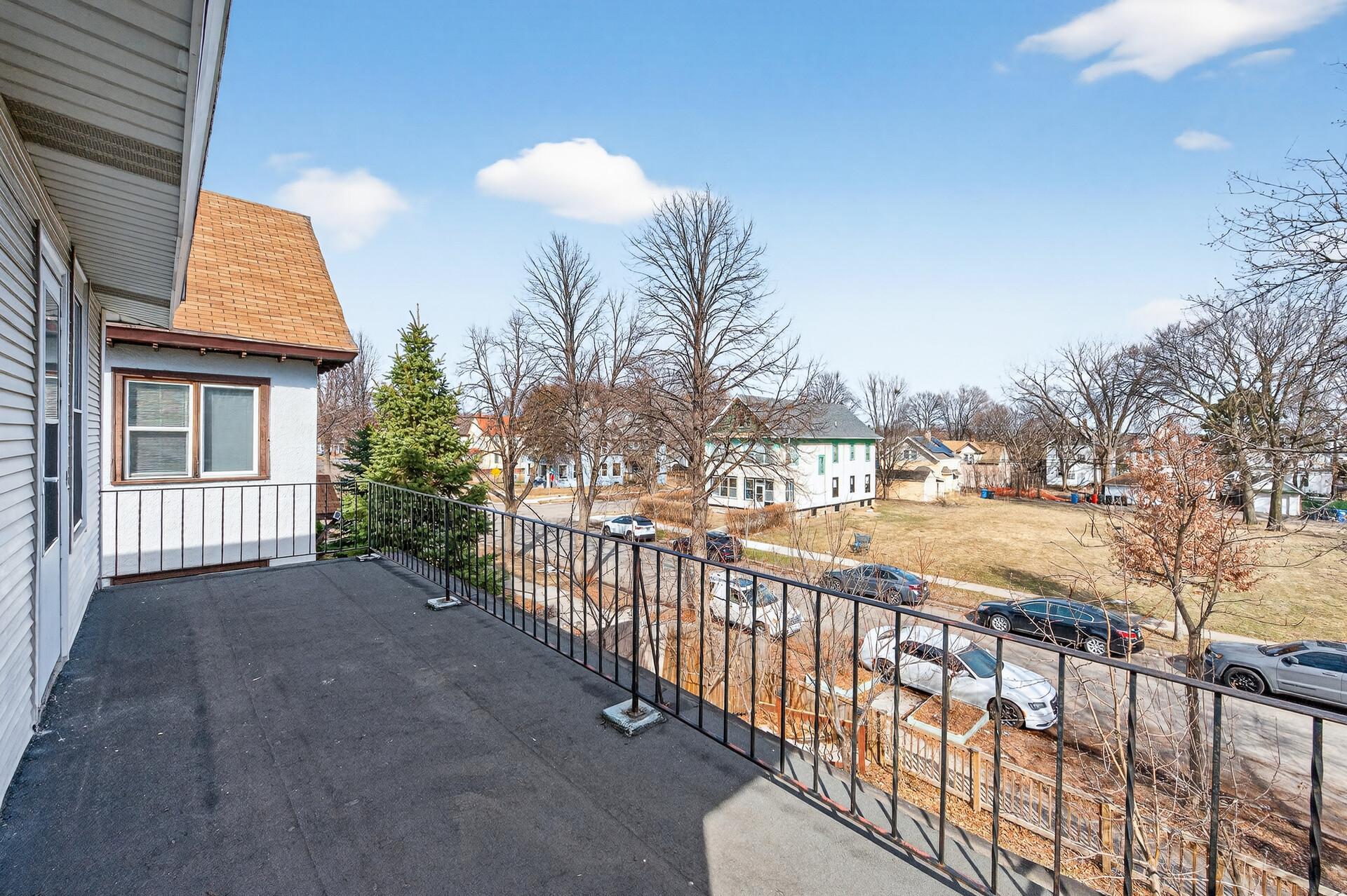 View of Residential Income at 2125 6th Street, Minneapolis MN 55411, Minneapolis (34 of 40) - Mike Wilen | Minnesota Team Real Estate