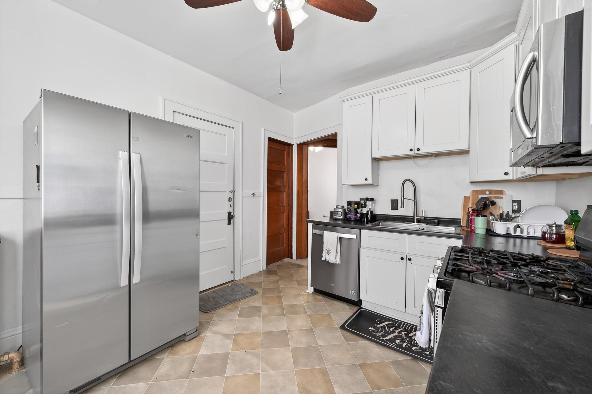 View of Residential Income at 2125 6th Street, Minneapolis MN 55411, Minneapolis (30 of 40) - Mike Wilen | Minnesota Team Real Estate
