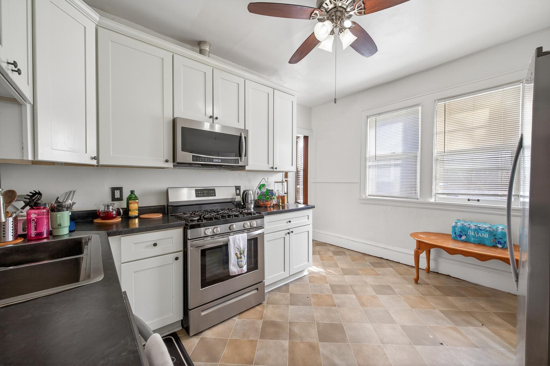 View of Residential Income at 2125 6th Street, Minneapolis MN 55411, Minneapolis (29 of 40) - Mike Wilen | Minnesota Team Real Estate
