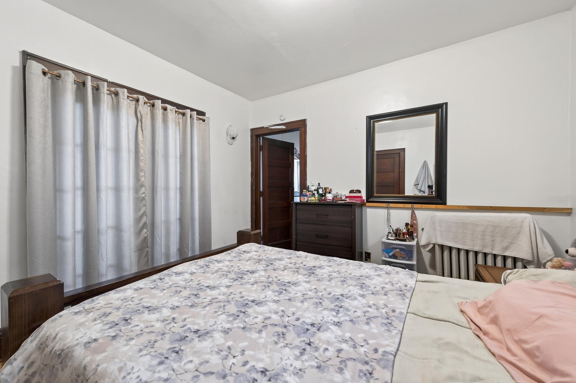 View of Residential Income at 2125 6th Street, Minneapolis MN 55411, Minneapolis (24 of 40) - Mike Wilen | Minnesota Team Real Estate