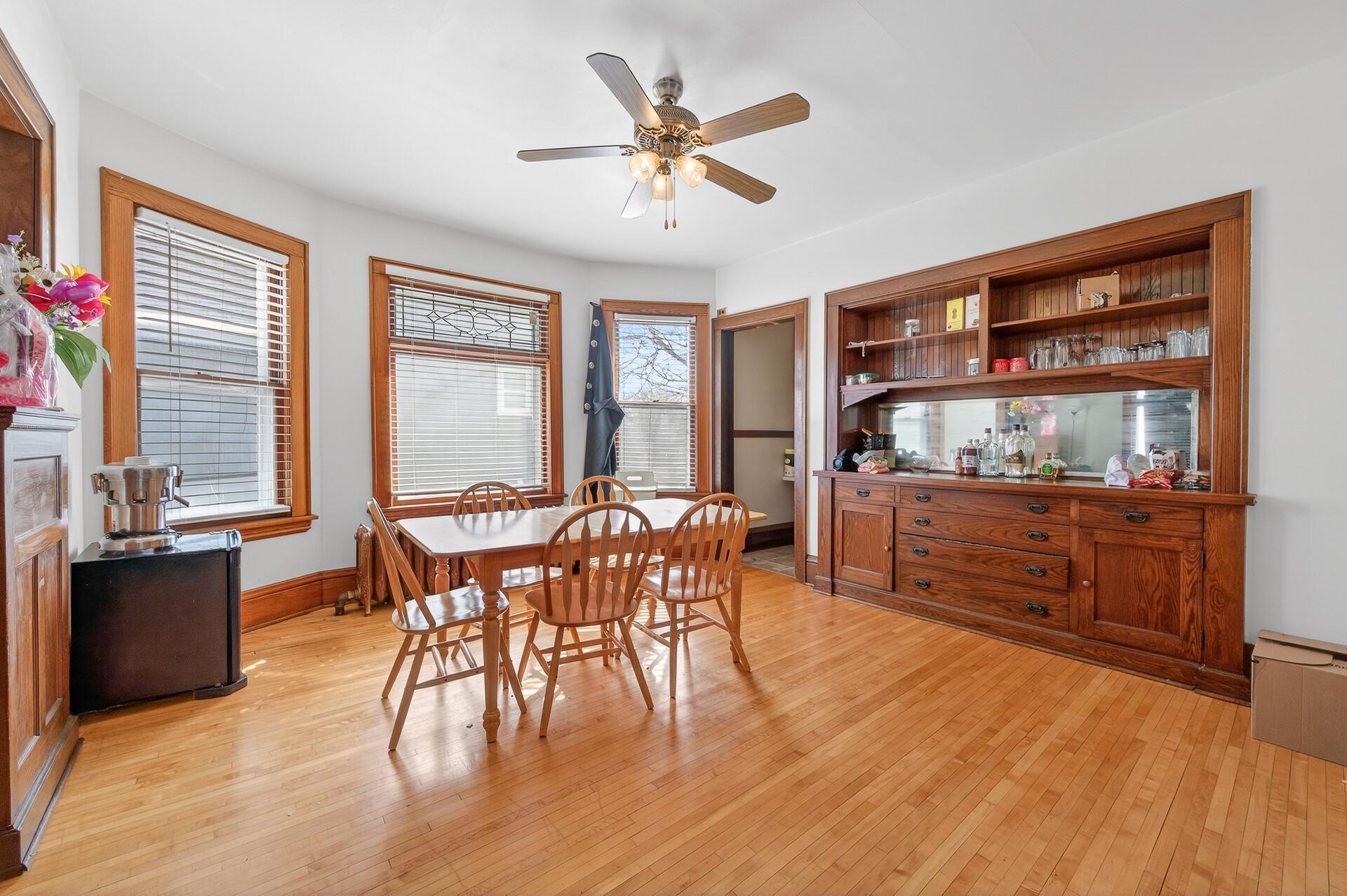 View of Residential Income at 2125 6th Street, Minneapolis MN 55411, Minneapolis (11 of 40) - Mike Wilen | Minnesota Team Real Estate