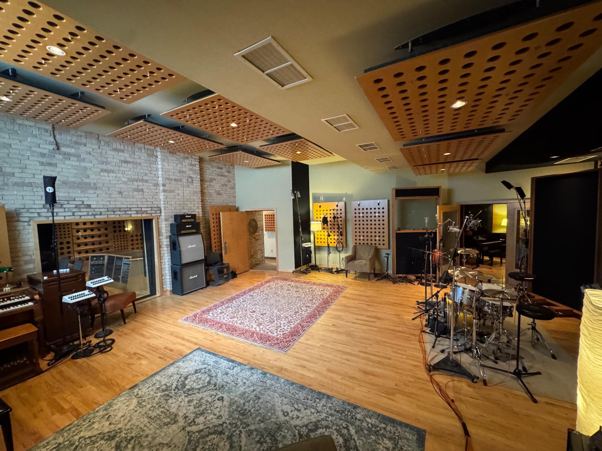 View of Commercial Sale at 607 Central Avenue, Minneapolis MN 55414, Minneapolis (14 of 52) - Mike Wilen | Minnesota Team Real Estate
