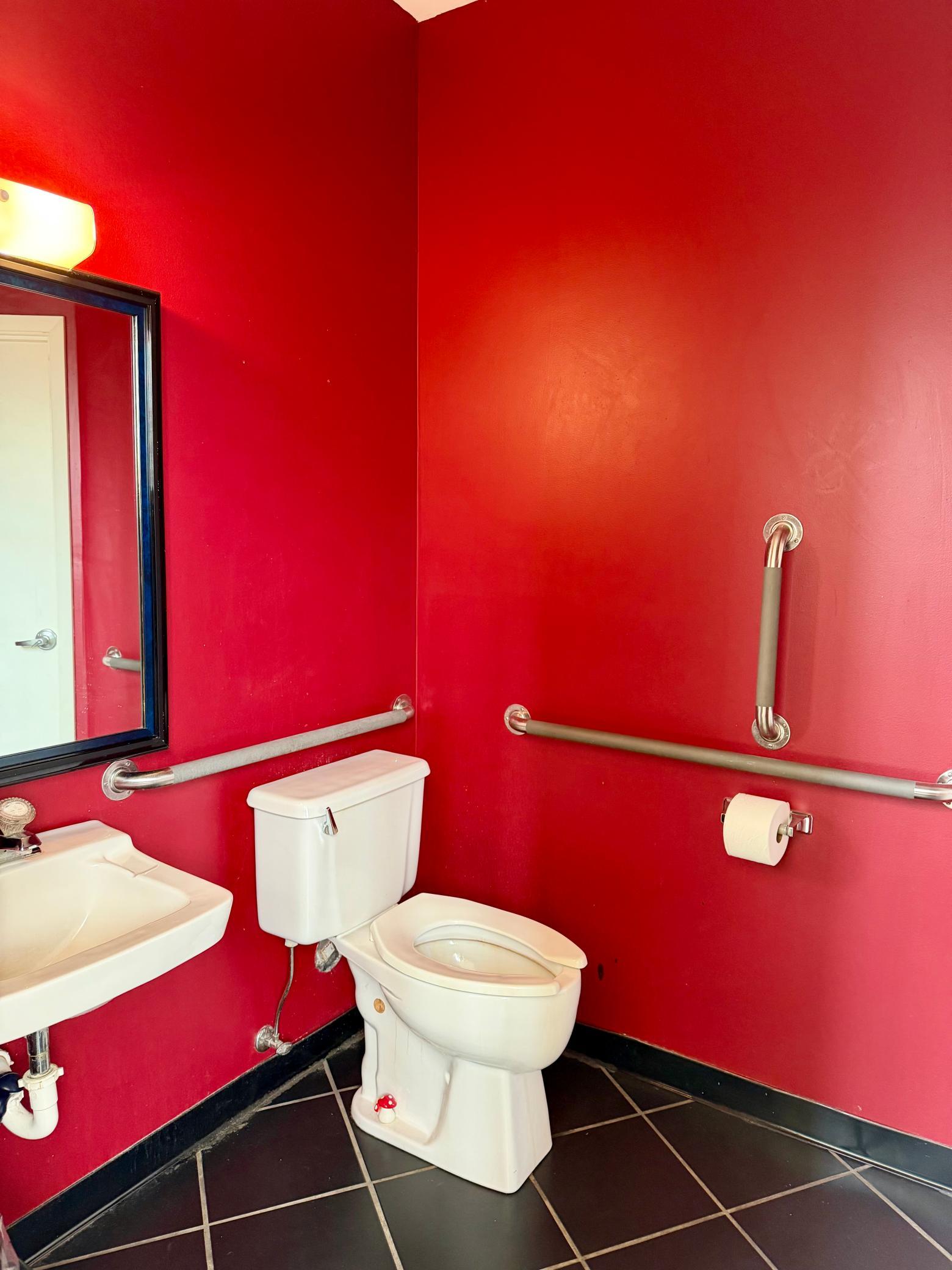 View of Commercial Sale at 607 Central Avenue, Minneapolis MN 55414, Minneapolis (35 of 52) - Mike Wilen | Minnesota Team Real Estate