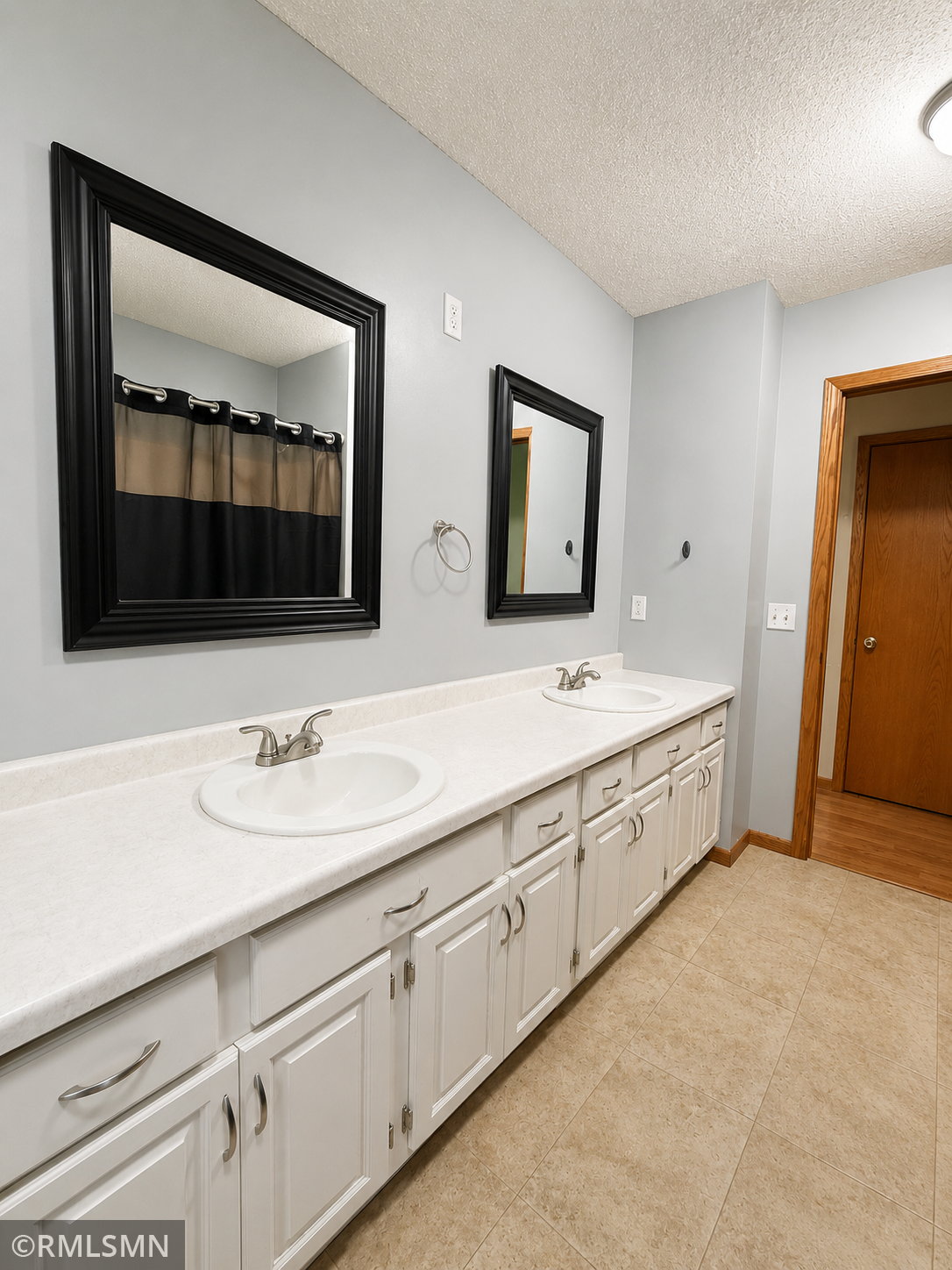 View of Residential at 815 10th Street, Hastings MN 55033, Hastings (13 of 26) - Mike Wilen | Minnesota Team Real Estate