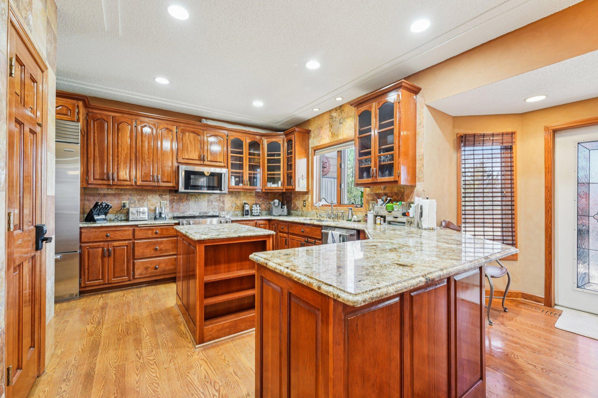 View of Residential at 18685 Highview Avenue, Lakeville MN 55044, Lakeville (10 of 28) - Mike Wilen | Minnesota Team Real Estate