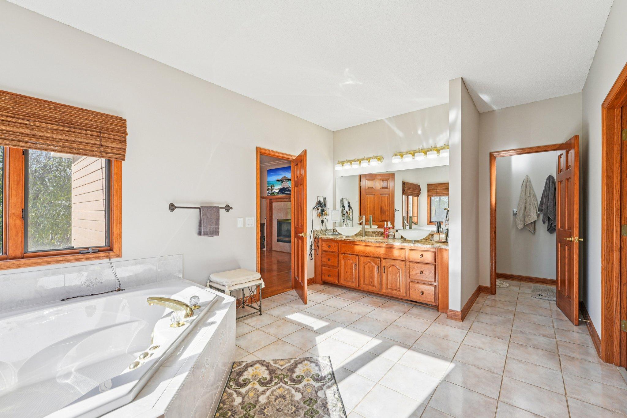 View of Residential at 18685 Highview Avenue, Lakeville MN 55044, Lakeville (17 of 28) - Mike Wilen | Minnesota Team Real Estate