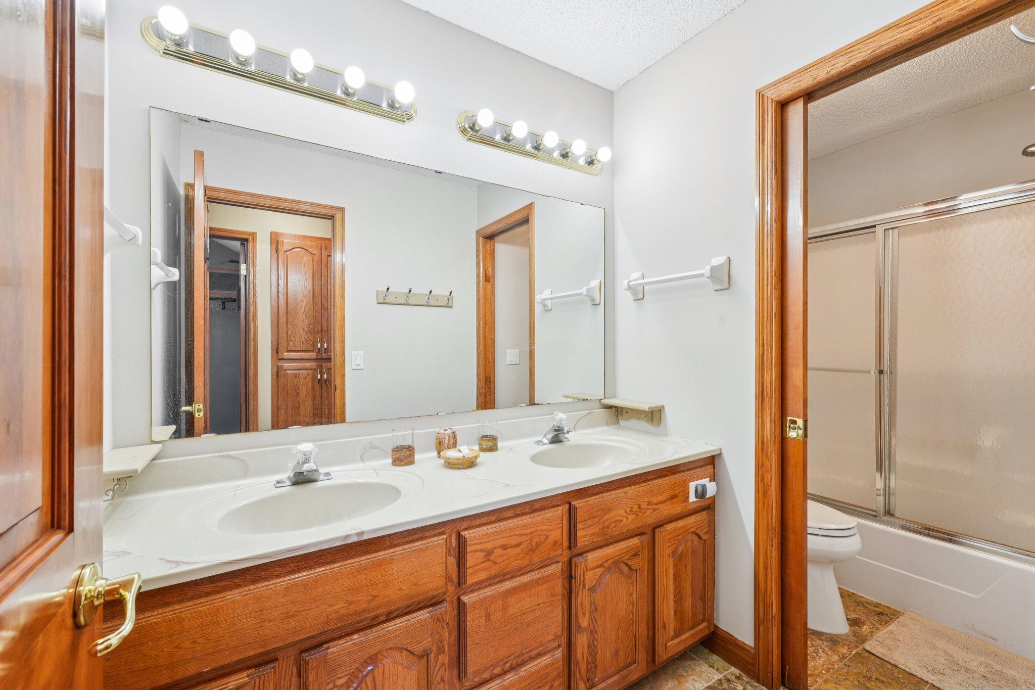 View of Residential at 18685 Highview Avenue, Lakeville MN 55044, Lakeville (24 of 28) - Mike Wilen | Minnesota Team Real Estate