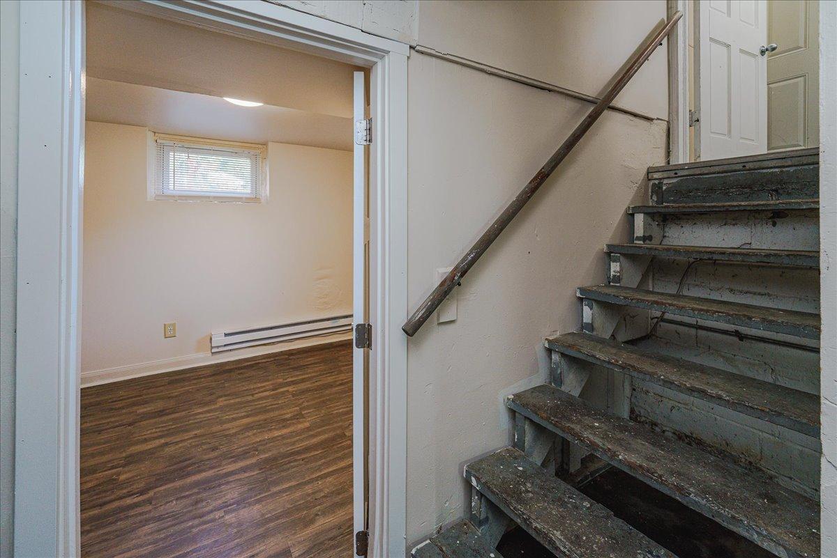 View of Residential at 1710 Newton Avenue, Minneapolis MN 55411, Minneapolis (24 of 36) - Mike Wilen | Minnesota Team Real Estate
