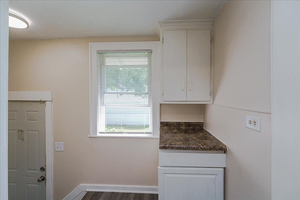 View of Residential at 1710 Newton Avenue, Minneapolis MN 55411, Minneapolis (20 of 36) - Mike Wilen | Minnesota Team Real Estate