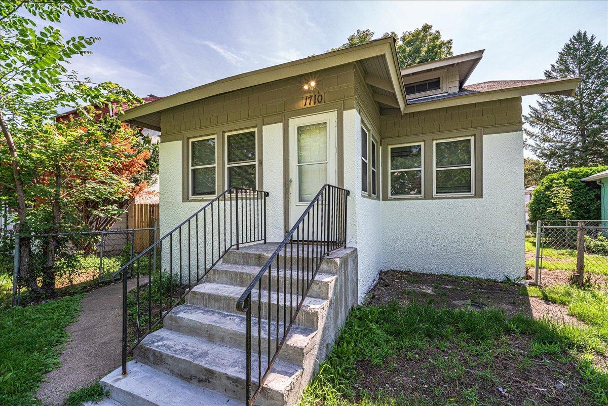 View of Residential at 1710 Newton Avenue, Minneapolis MN 55411, Minneapolis (3 of 36) - Mike Wilen | Minnesota Team Real Estate