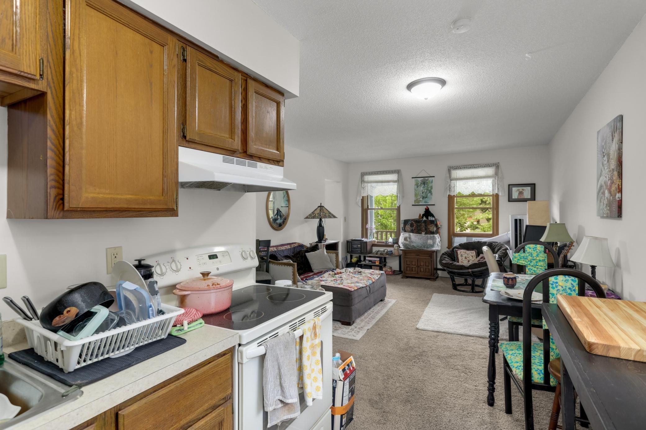 View of Residential Income at 588 Selby Avenue, Saint Paul MN 55102, Saint Paul (27 of 55) - Mike Wilen | Minnesota Team Real Estate