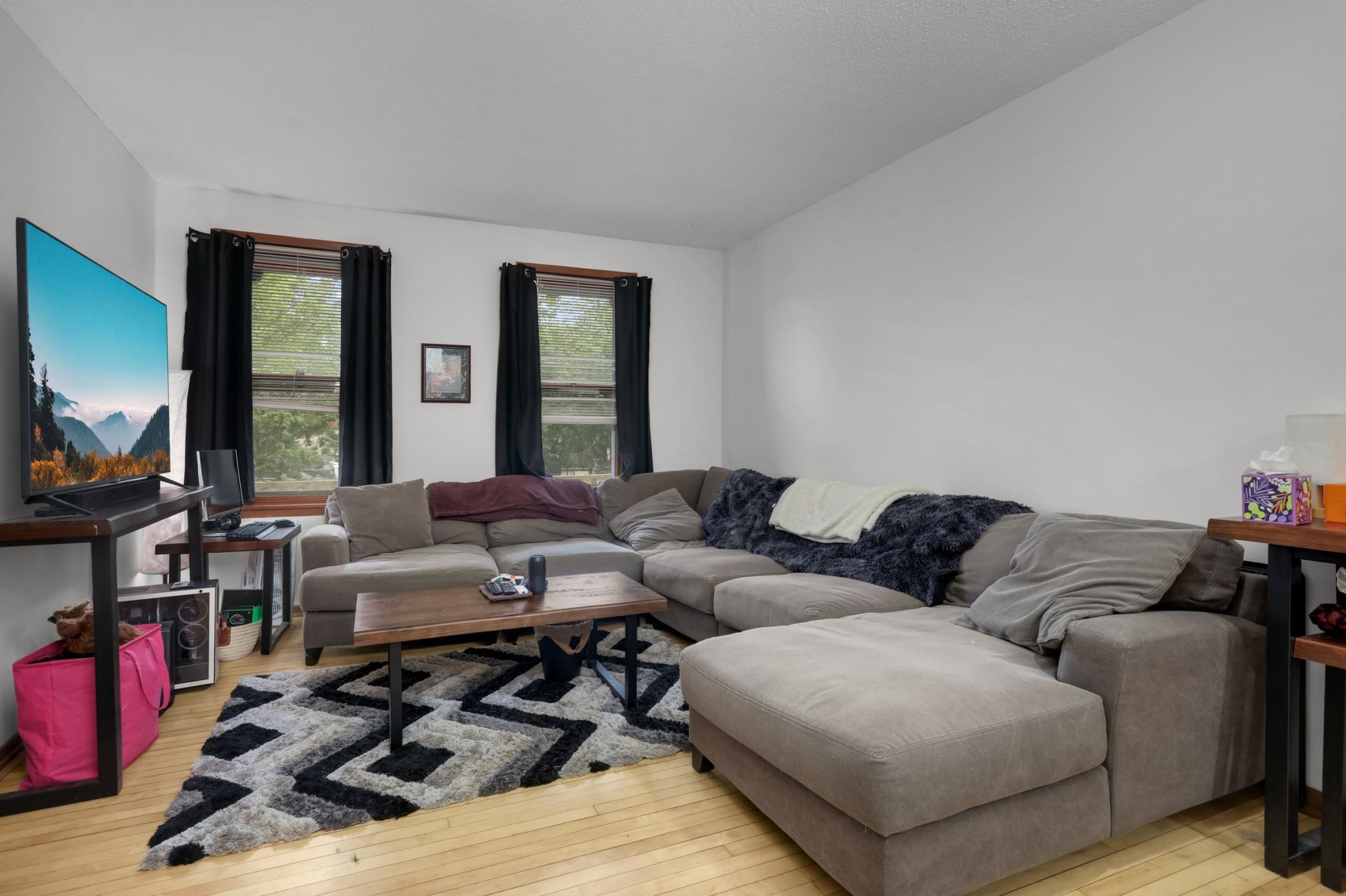 View of Residential Income at 588 Selby Avenue, Saint Paul MN 55102, Saint Paul (16 of 55) - Mike Wilen | Minnesota Team Real Estate