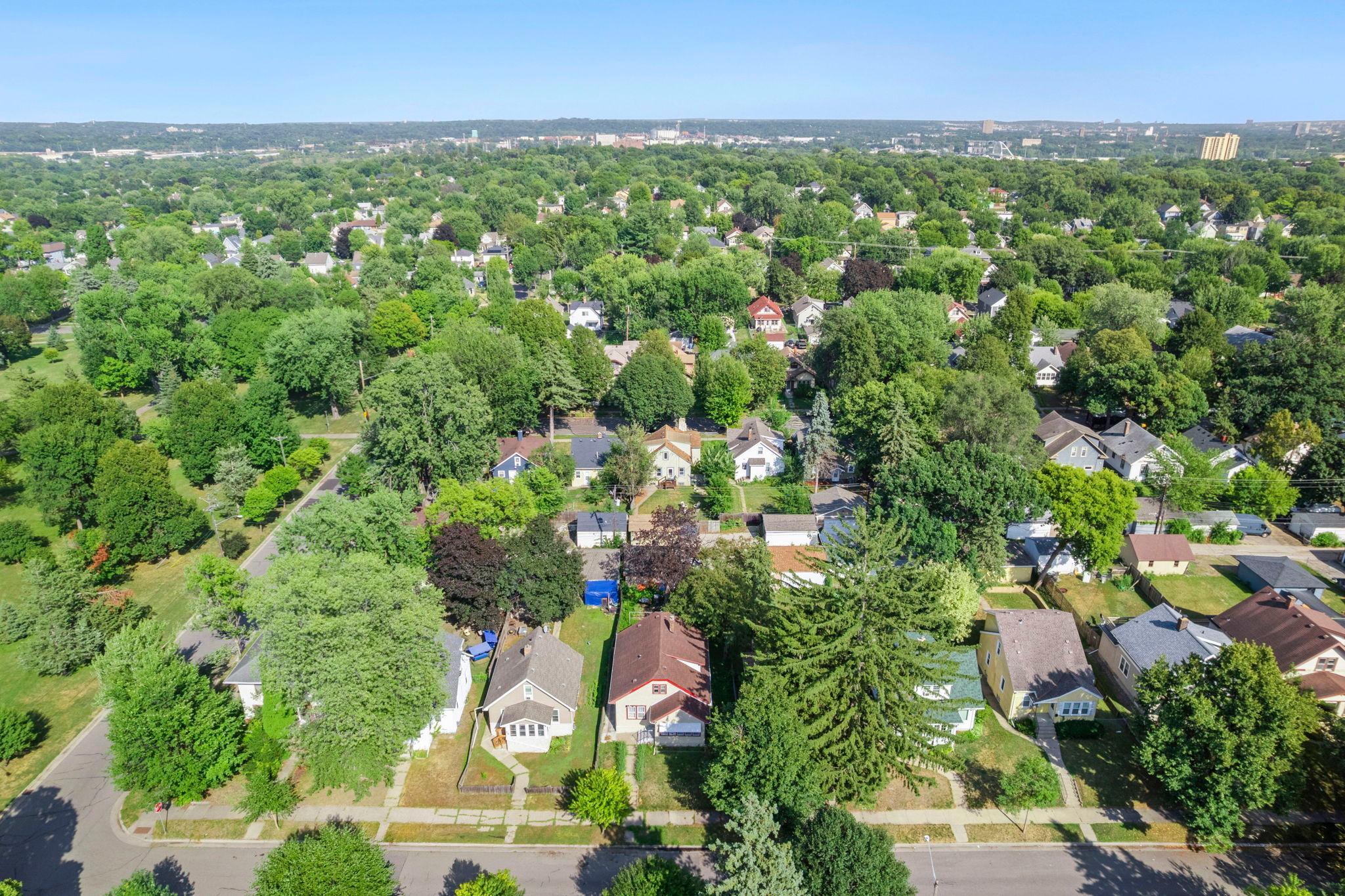 View of Residential at 3547 Irving Avenue, Minneapolis MN 55412, Minneapolis (22 of 23) - Mike Wilen | Minnesota Team Real Estate
