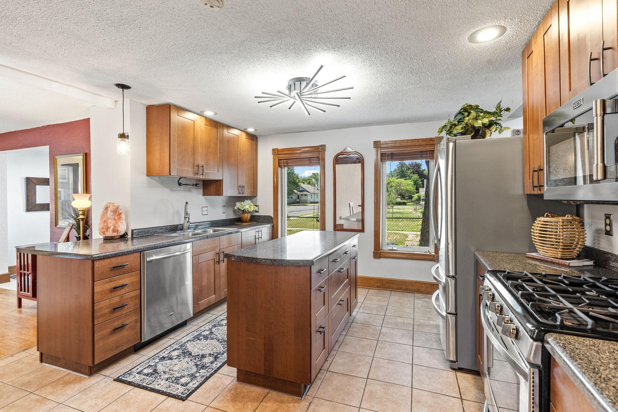 View of Residential at 1106 5th Avenue, South Saint Paul MN 55075, South Saint Paul (9 of 28) - Mike Wilen | Minnesota Team Real Estate