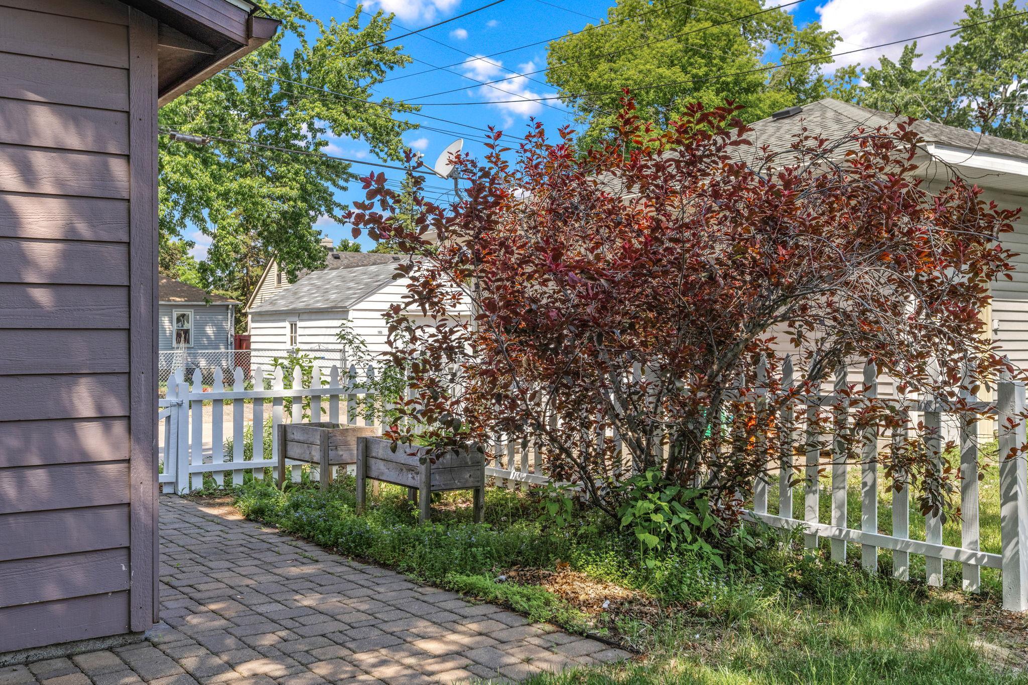 View of Residential at 1106 5th Avenue, South Saint Paul MN 55075, South Saint Paul (27 of 28) - Mike Wilen | Minnesota Team Real Estate