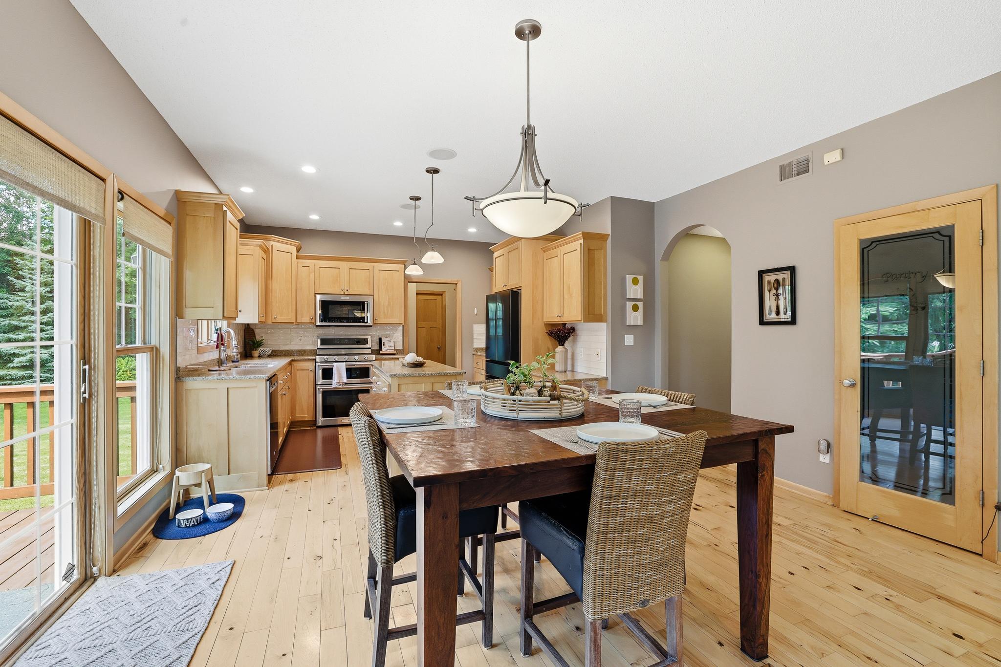 View of Residential at 2362 Fieldstone Curve, Woodbury MN 55129, Woodbury (16 of 41) - Mike Wilen | Minnesota Team Real Estate