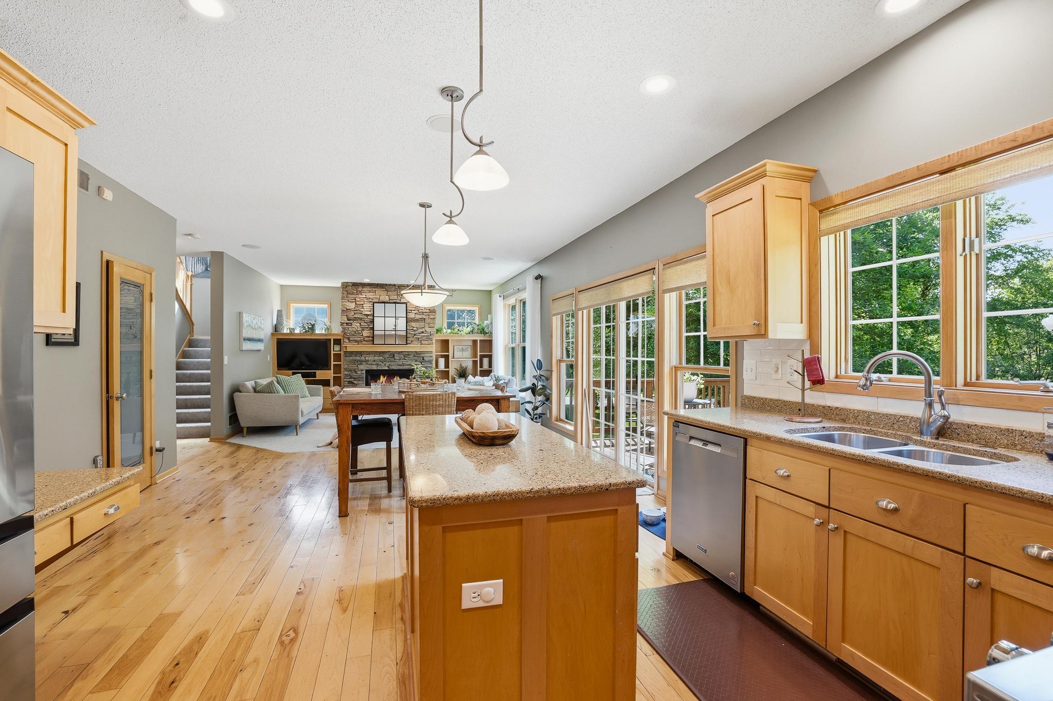 View of Residential at 2362 Fieldstone Curve, Woodbury MN 55129, Woodbury (19 of 41) - Mike Wilen | Minnesota Team Real Estate